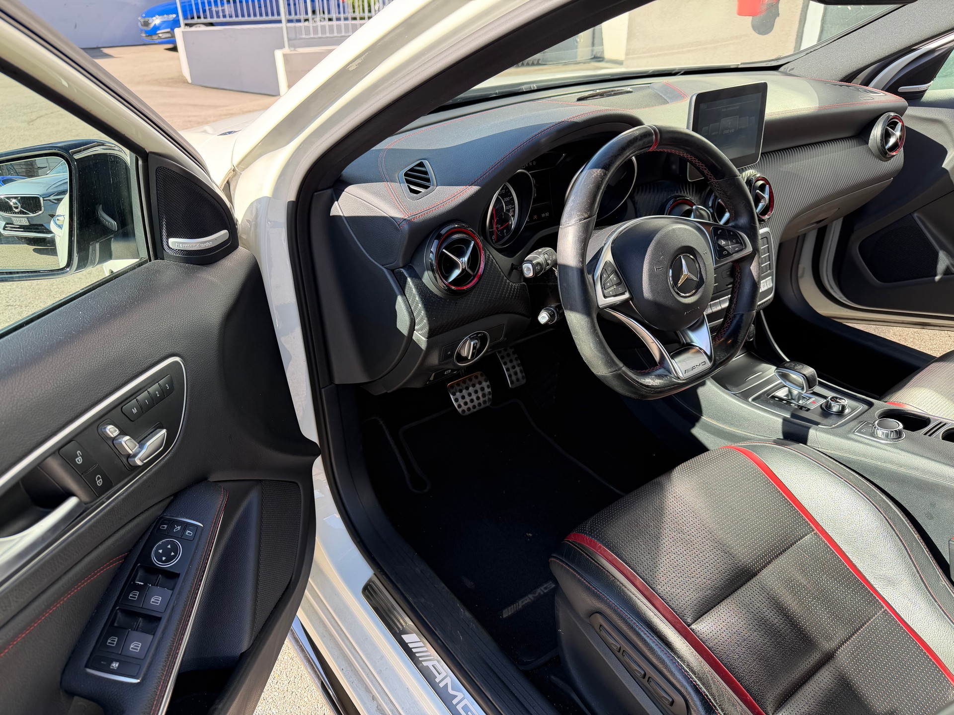 MERCEDES-BENZ A 45 AMG 4Matic Speedshift 7G-DCT-image-6