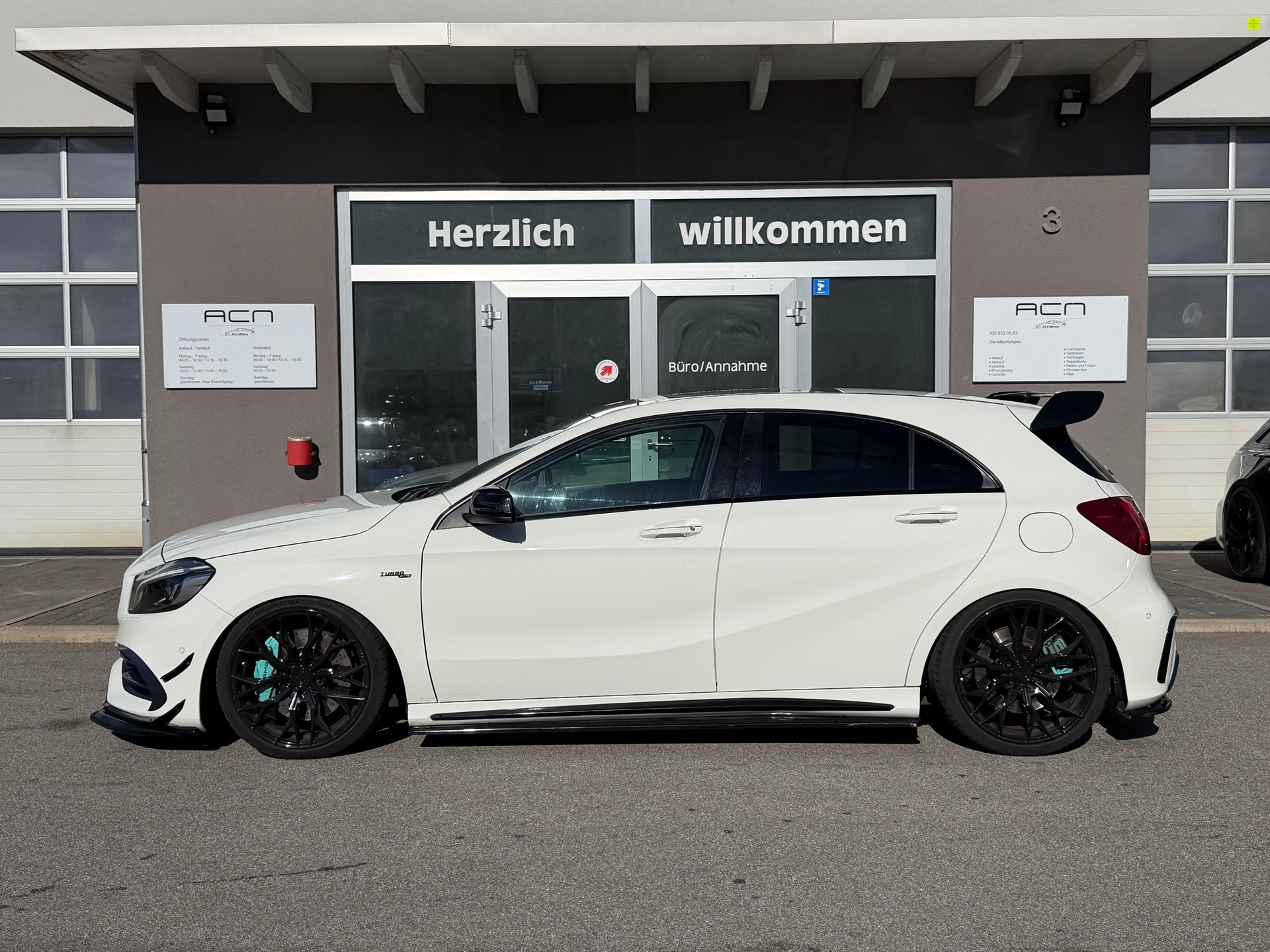 MERCEDES-BENZ A 45 AMG 4Matic Speedshift 7G-DCT-image-3