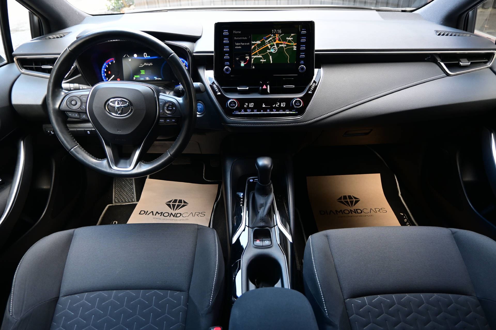 TOYOTA Corolla 1.8 HSD Comfort-image-19