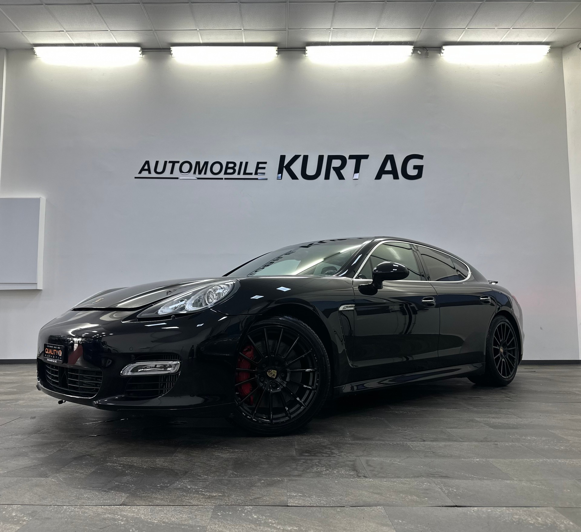 PORSCHE Panamera Turbo 4.8 PDK-image-1