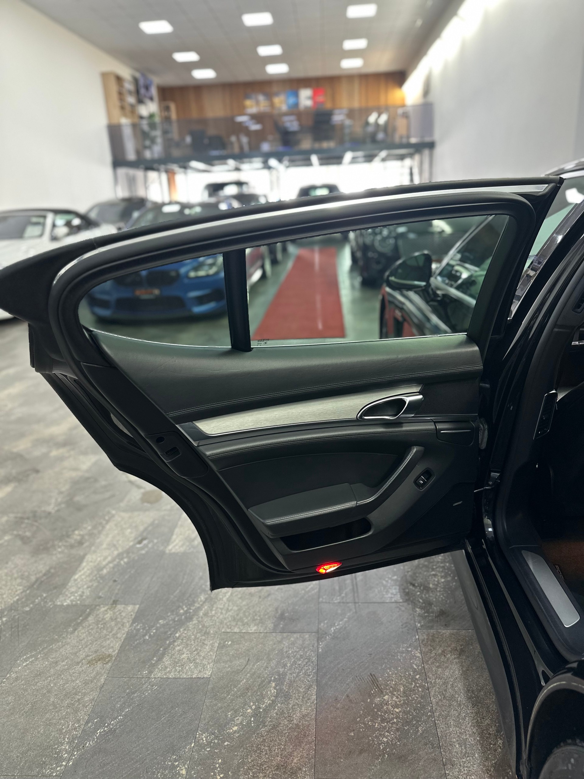 PORSCHE Panamera Turbo 4.8 PDK-image-14