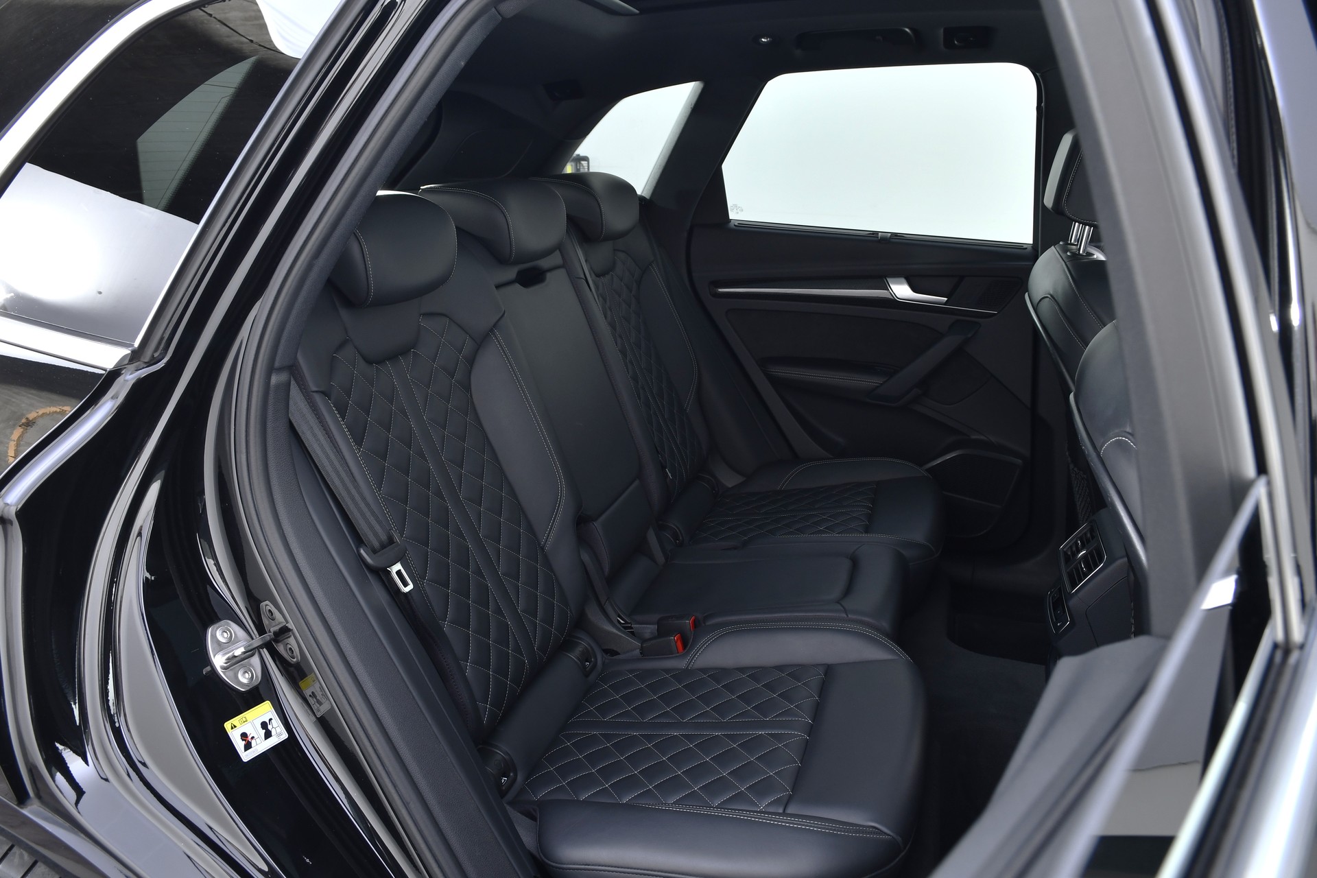 AUDI SQ5 3.0 TFSI quattro S-tronic-image-19
