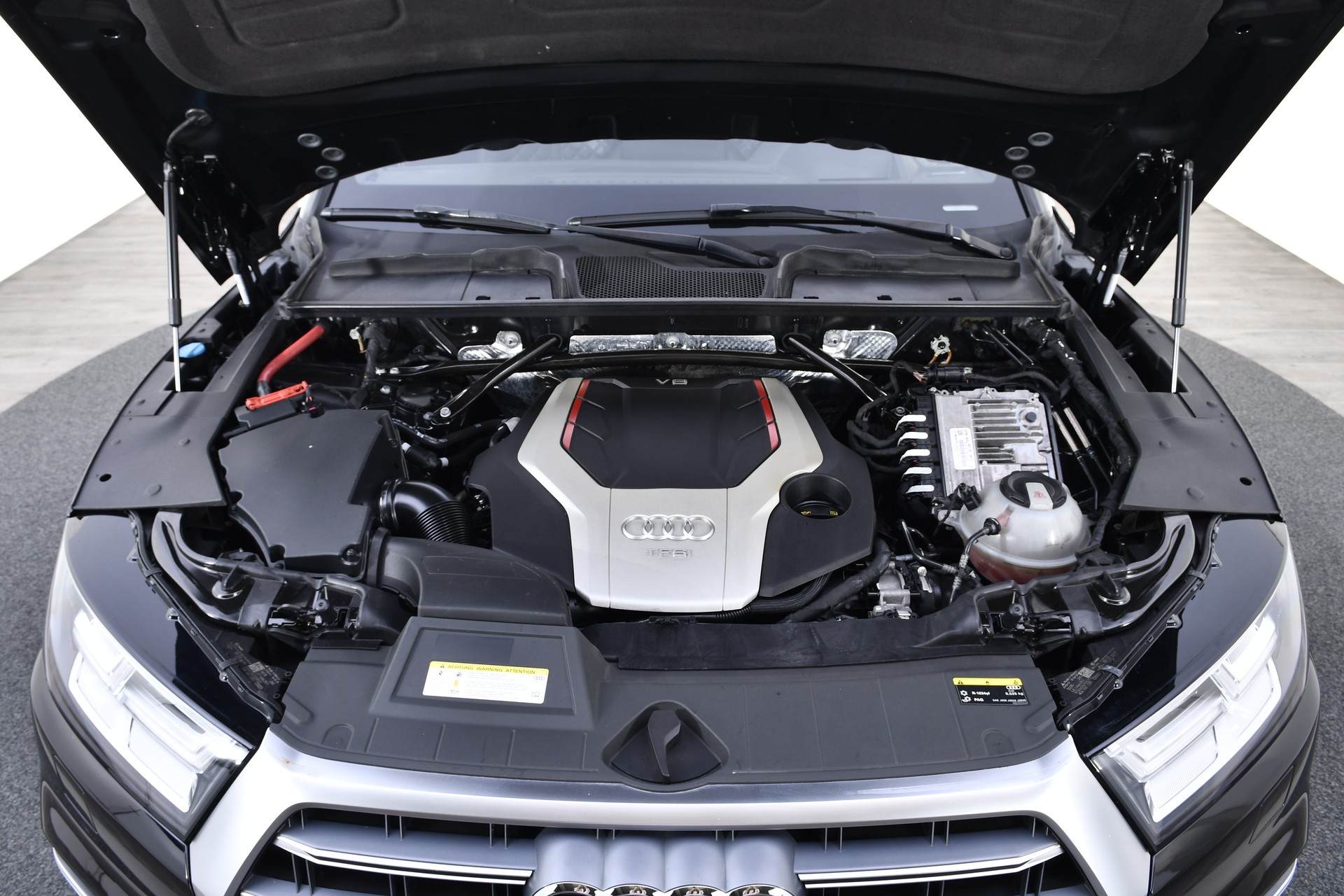 AUDI SQ5 3.0 TFSI quattro S-tronic-image-24