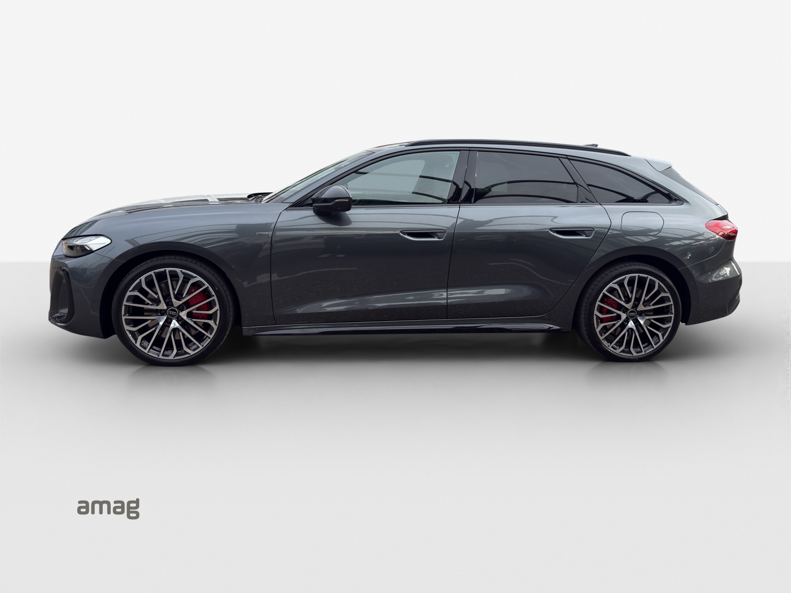 AUDI A5 Avant e-hybrid quattro 270 kW S tronic-image-1