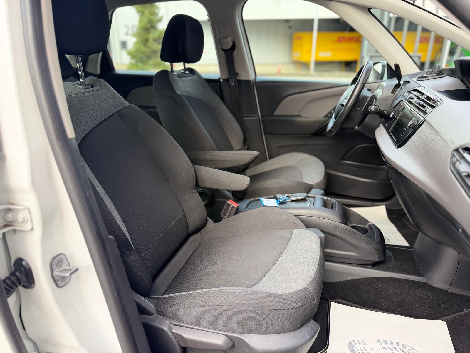 CITROEN C4 Picasso 1.6 BlueHDi Feel Edition EAT6-image-12