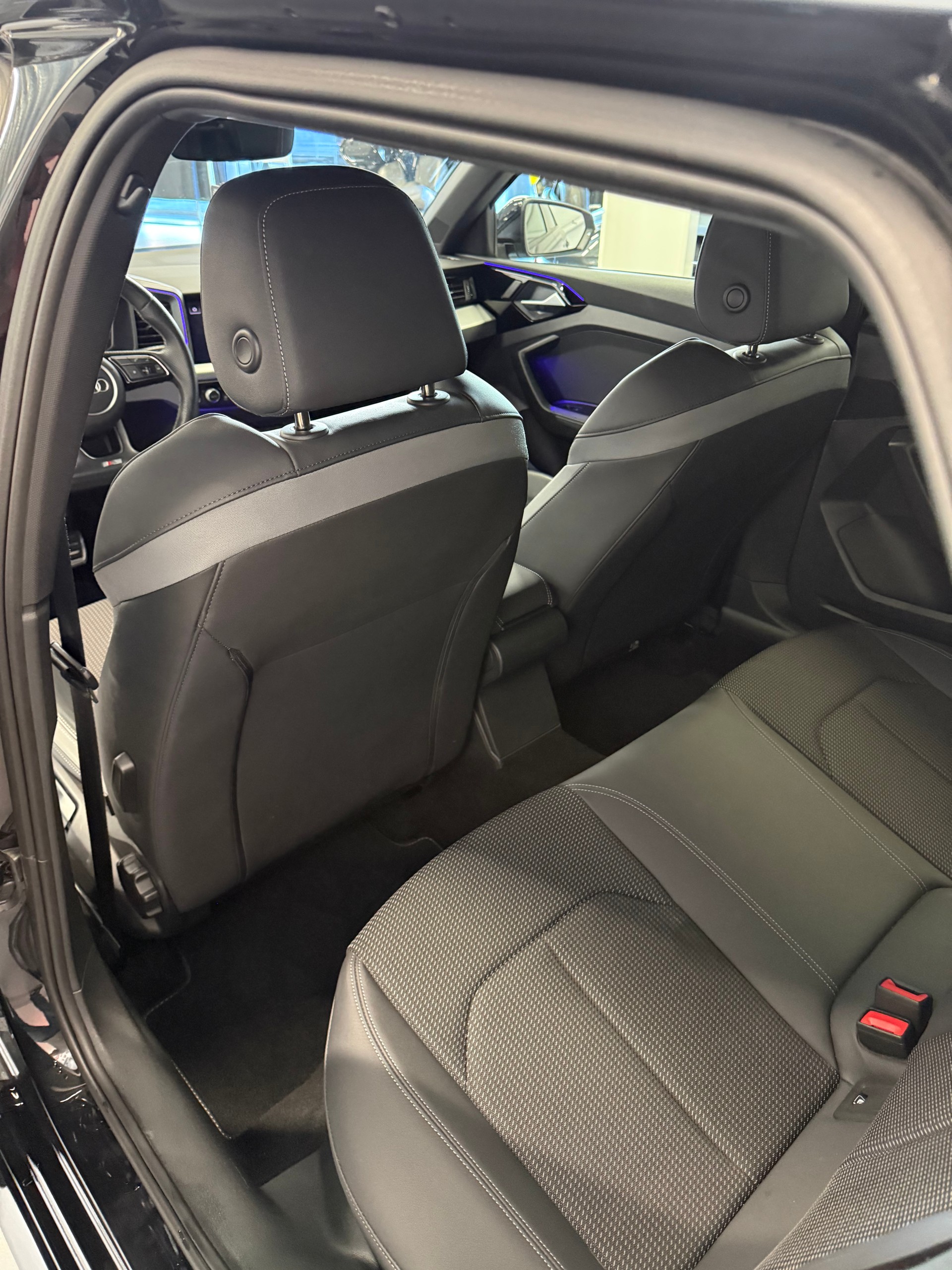 AUDI A1 Sportback 35 TFSI advanced S-tronic-image-13