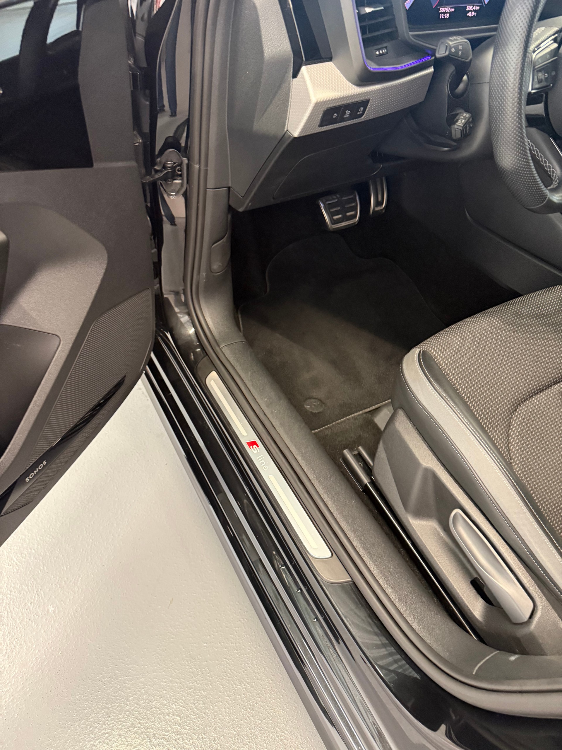 AUDI A1 Sportback 35 TFSI advanced S-tronic-image-21