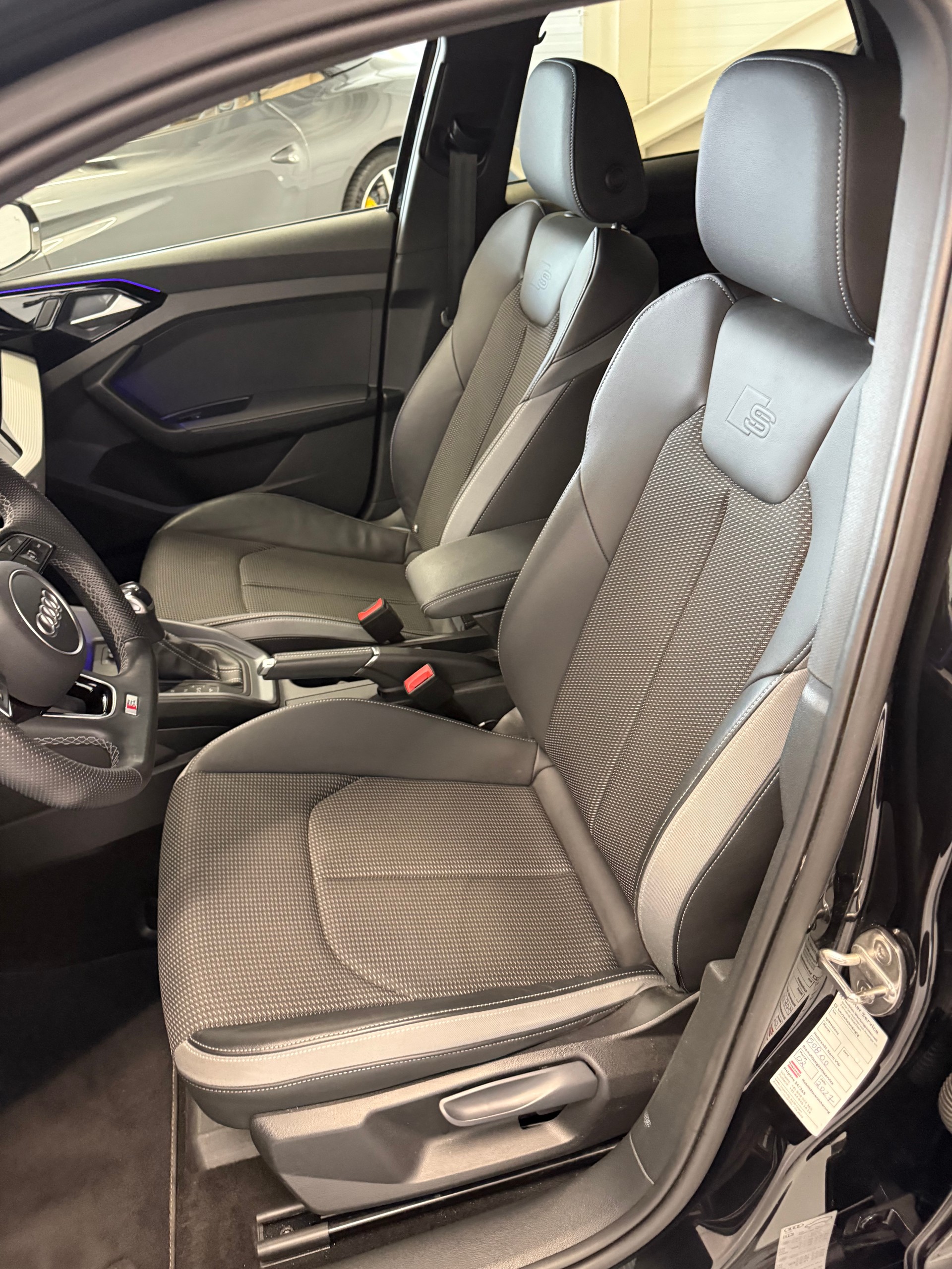 AUDI A1 Sportback 35 TFSI advanced S-tronic-image-11