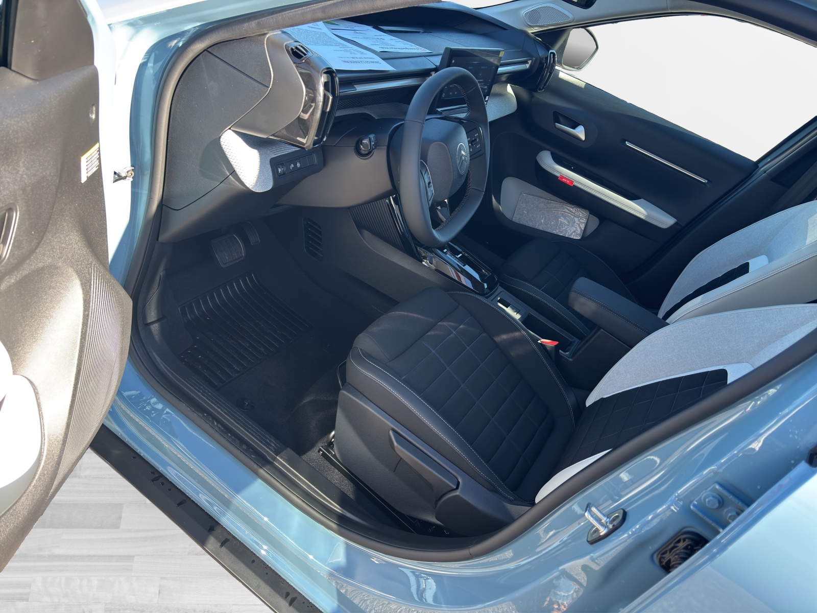 CITROEN C3 1.2 Hybrid Max-image-9