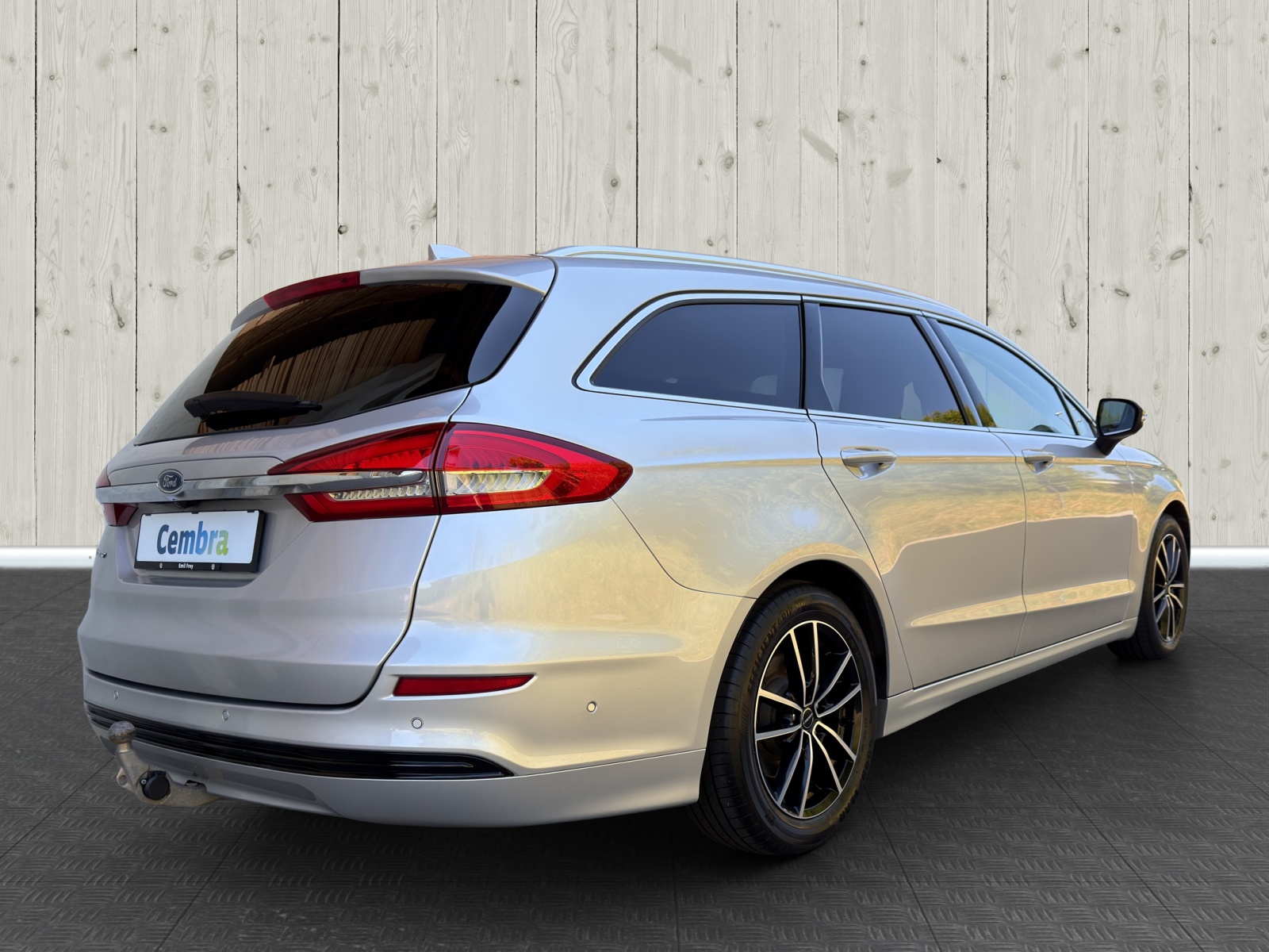 FORD Mondeo 2.0 TDCi Titanium Automatik-image-6