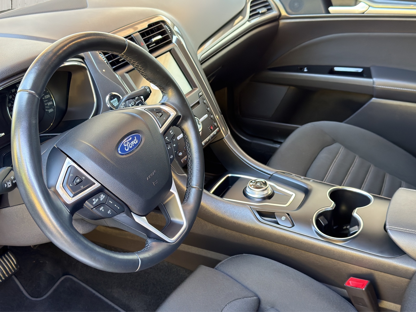 FORD Mondeo 2.0 TDCi Titanium Automatik-image-10
