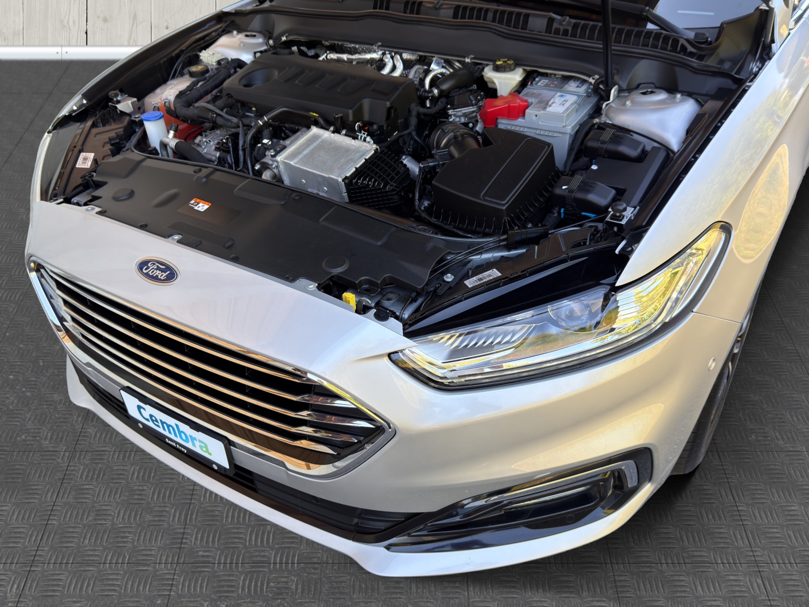 FORD Mondeo 2.0 TDCi Titanium Automatik-image-15