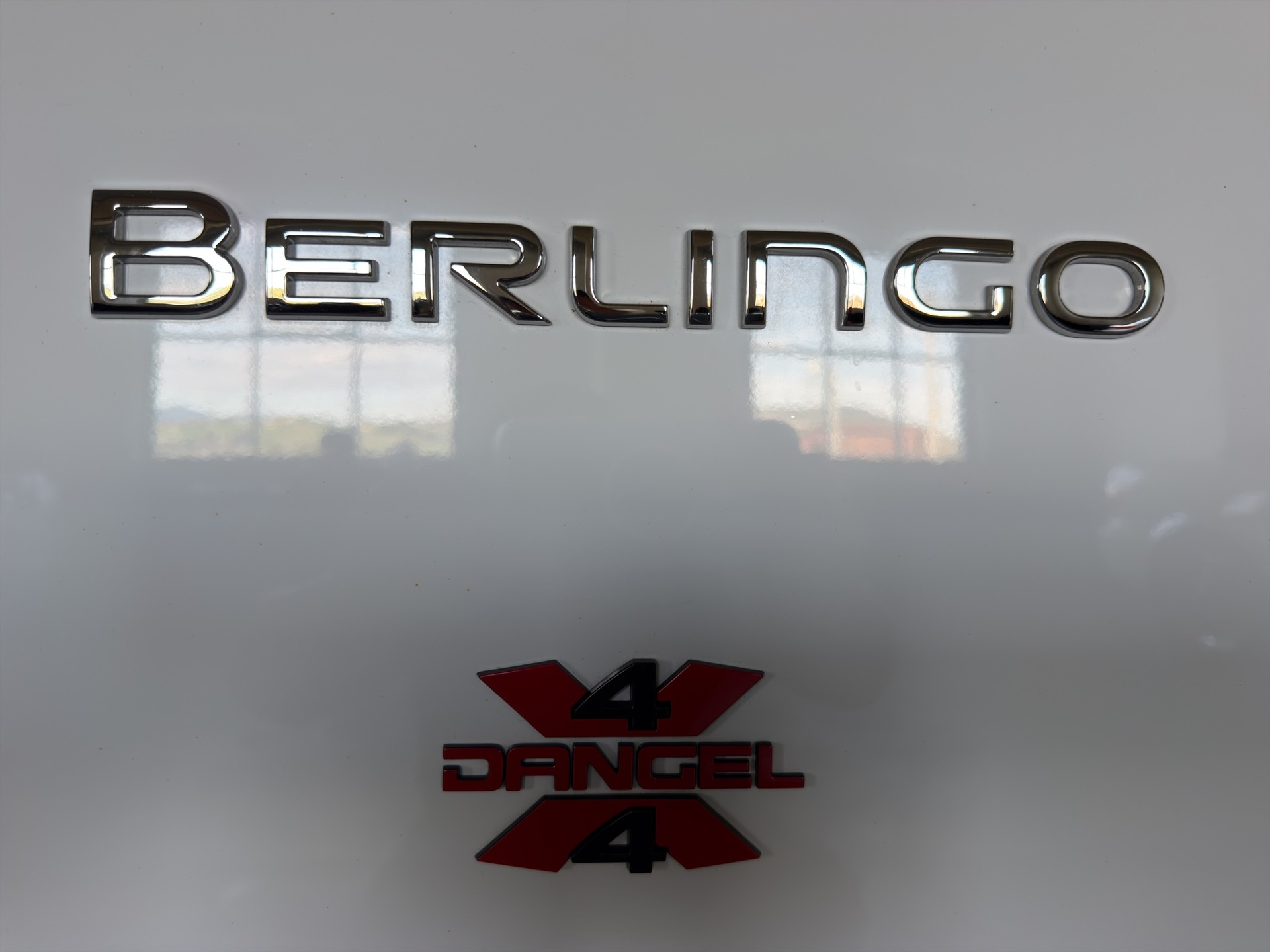 CITROEN Berlingo Van M 1.5 Blue HDi 130 s/s EAT8 4X4*NEUWERTIG*NUR 12000 KM*-image-5