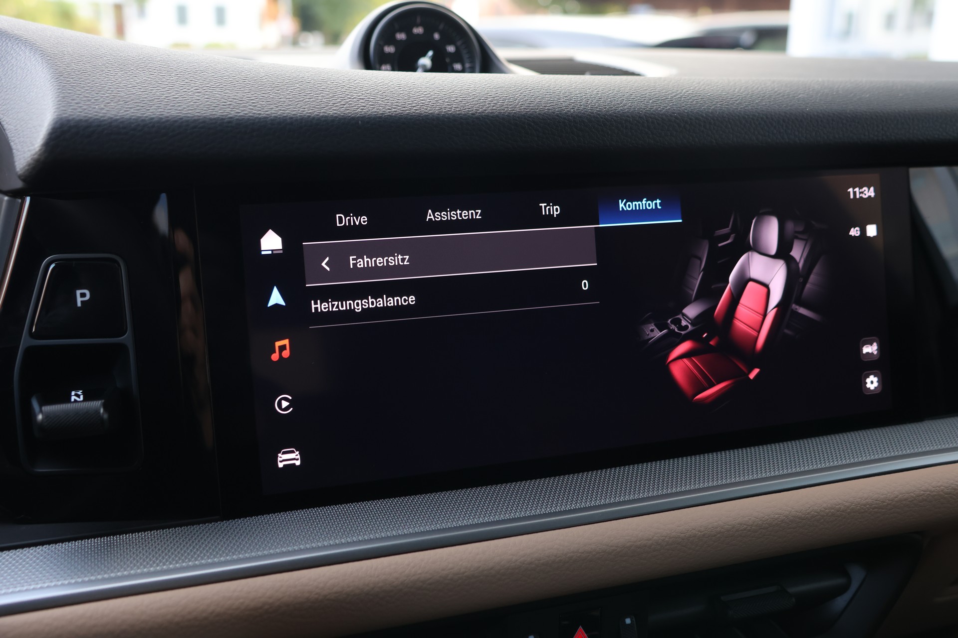 PORSCHE Cayenne E-Hybrid Tiptronic (CH) *2+2y Approved*-image-26
