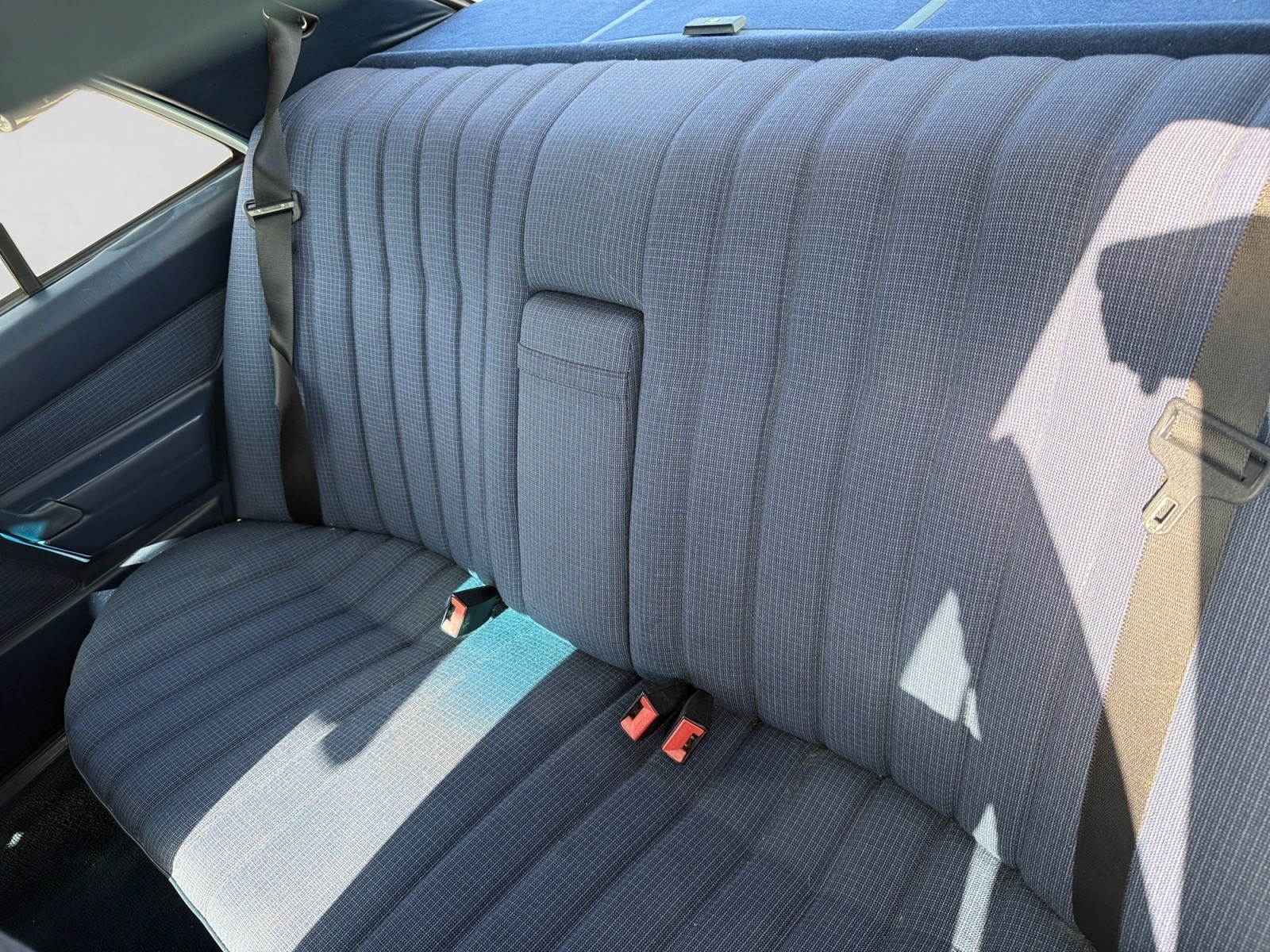 MERCEDES-BENZ 190 E 2.3-image-11