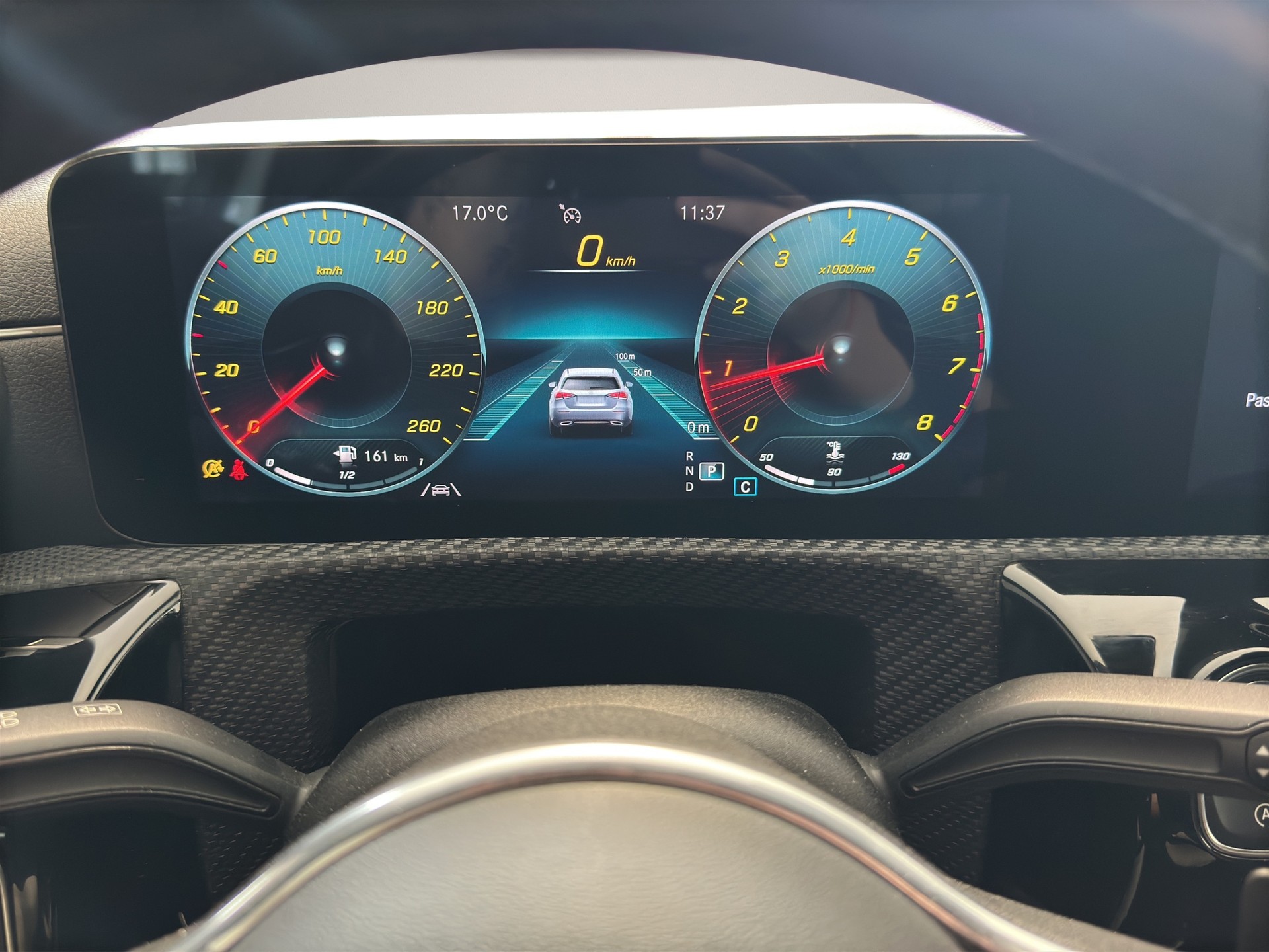 MERCEDES-BENZ A 200 Progressive 7G-DCT-image-14