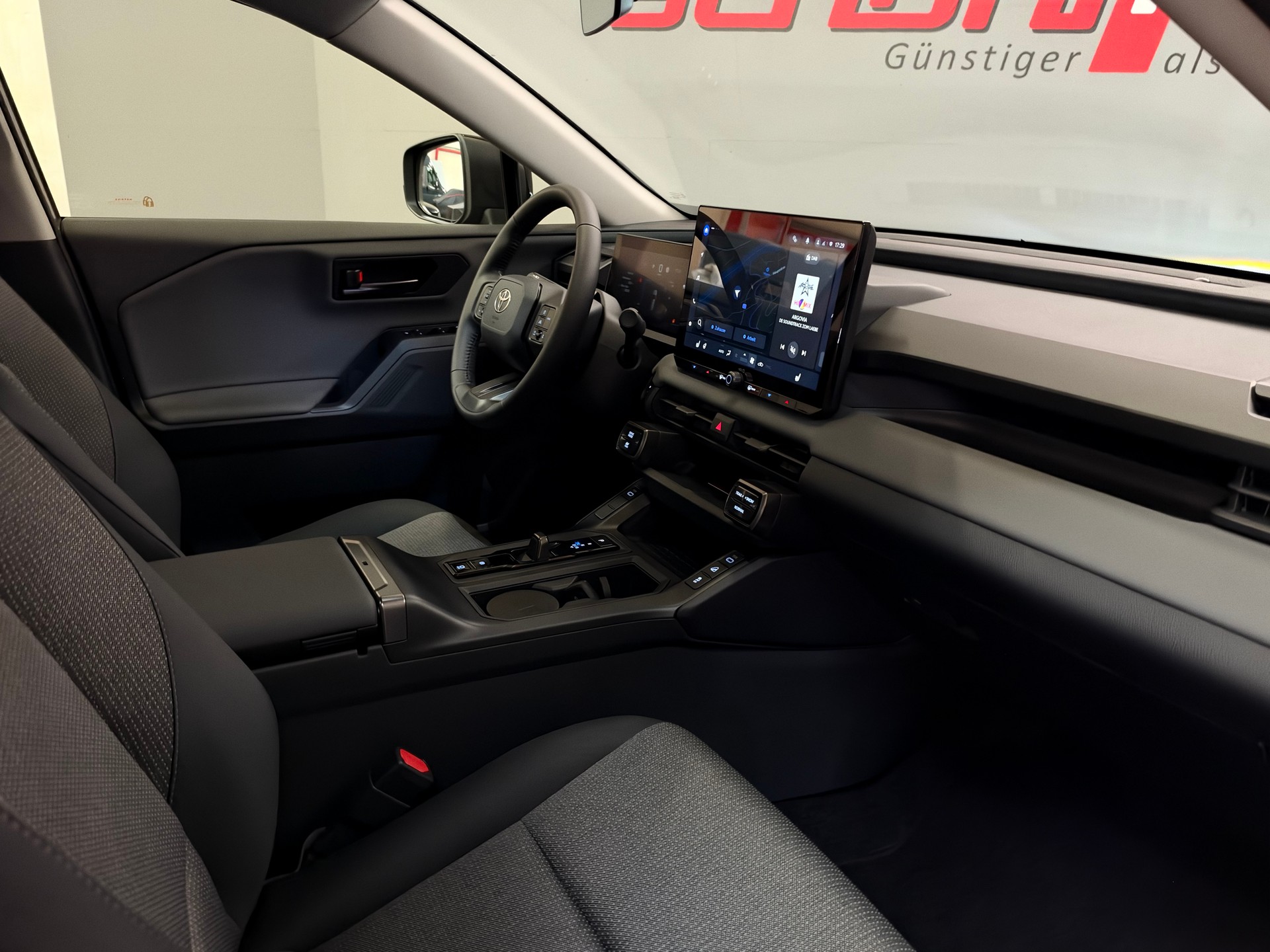 TOYOTA RAV-4 2.5 HSD Trend e-CVT AWD-image-18
