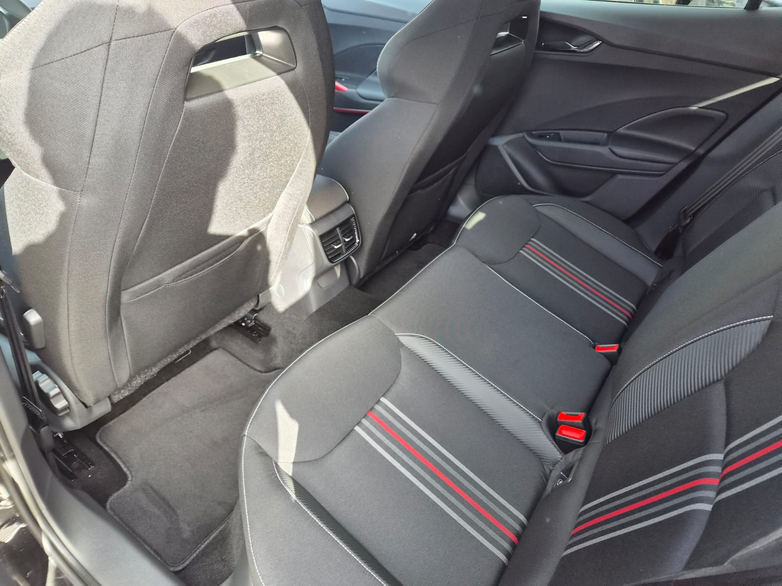 SKODA Fabia 1.5 TSI Monte Carlo DSG-image-14