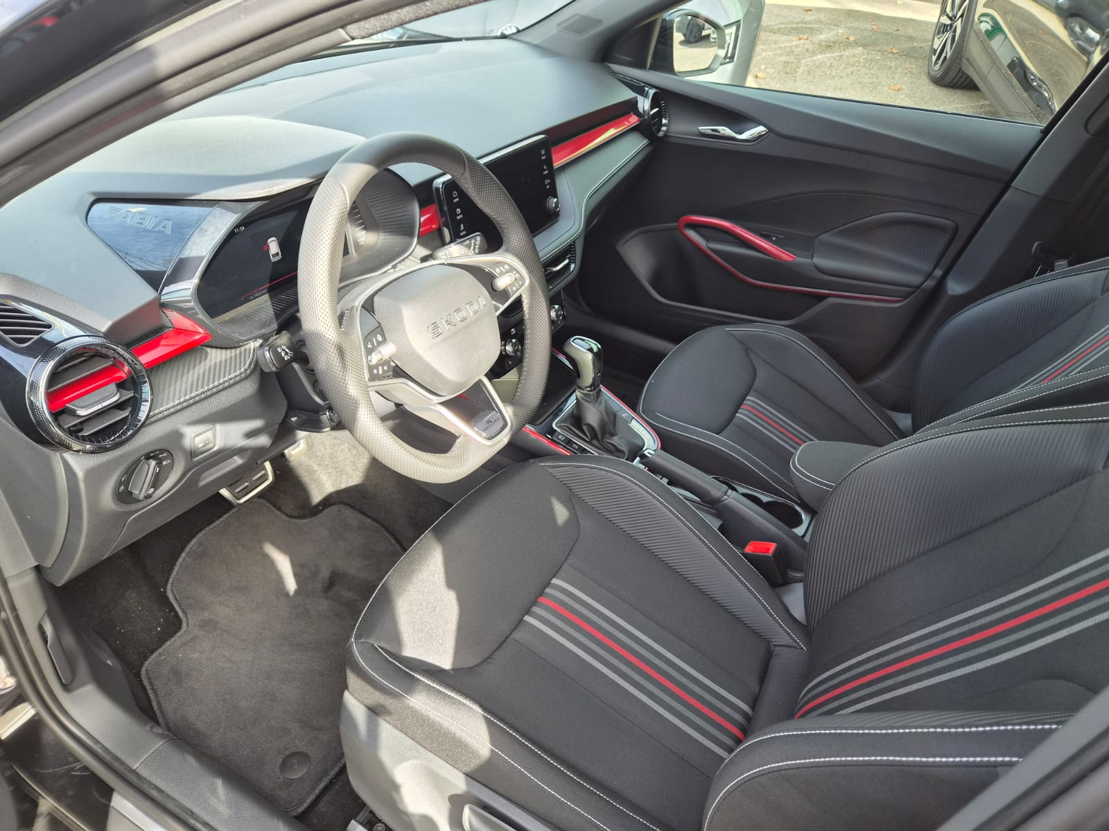 SKODA Fabia 1.5 TSI Monte Carlo DSG-image-16