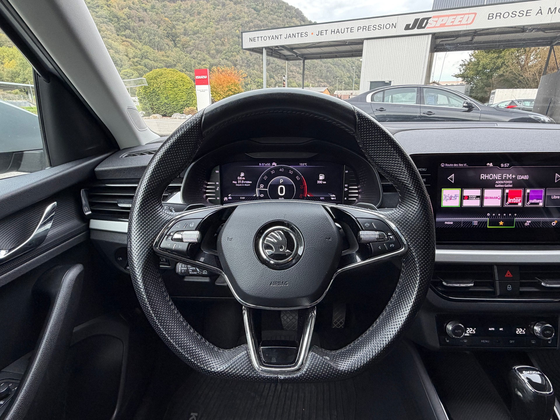 SKODA Kamiq 1.5 TSI ACT Ambition DSG-image-7