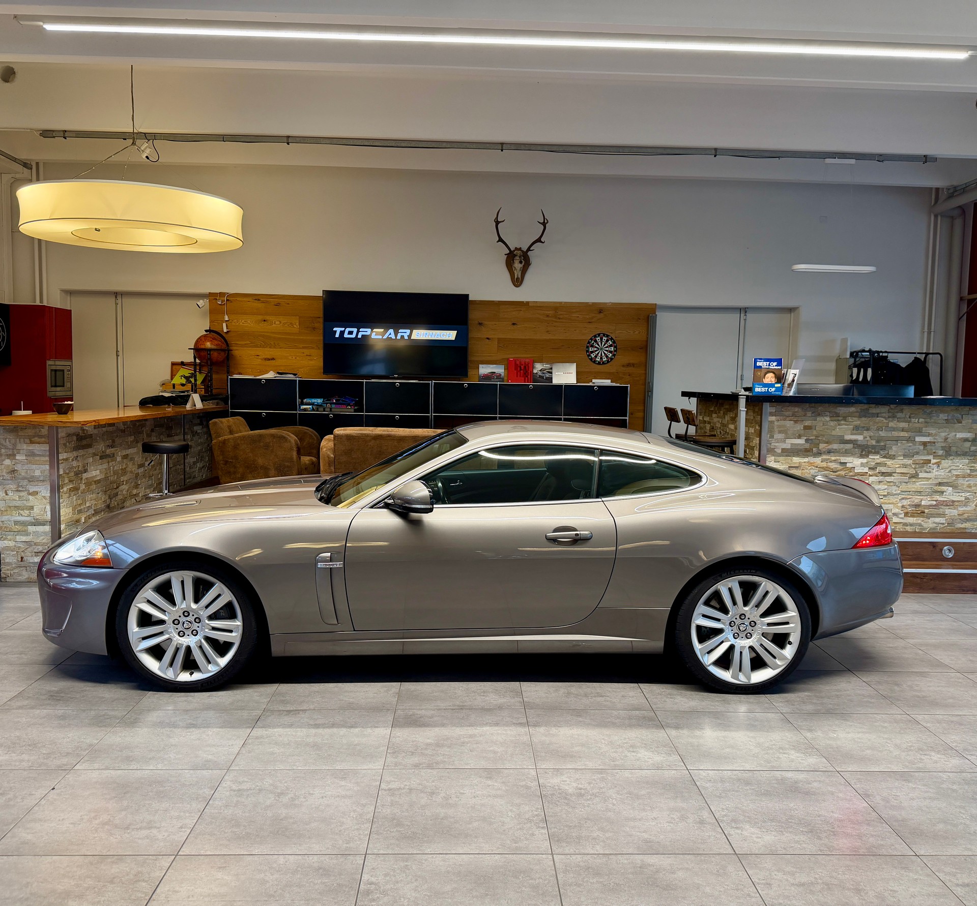 JAGUAR XKR 5.0 V8 SC Automatic-image-2