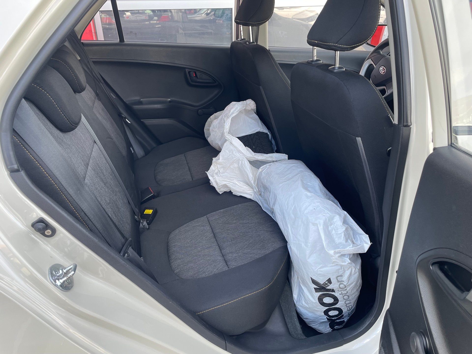KIA Picanto 1.0 CVVT Classic-image-11