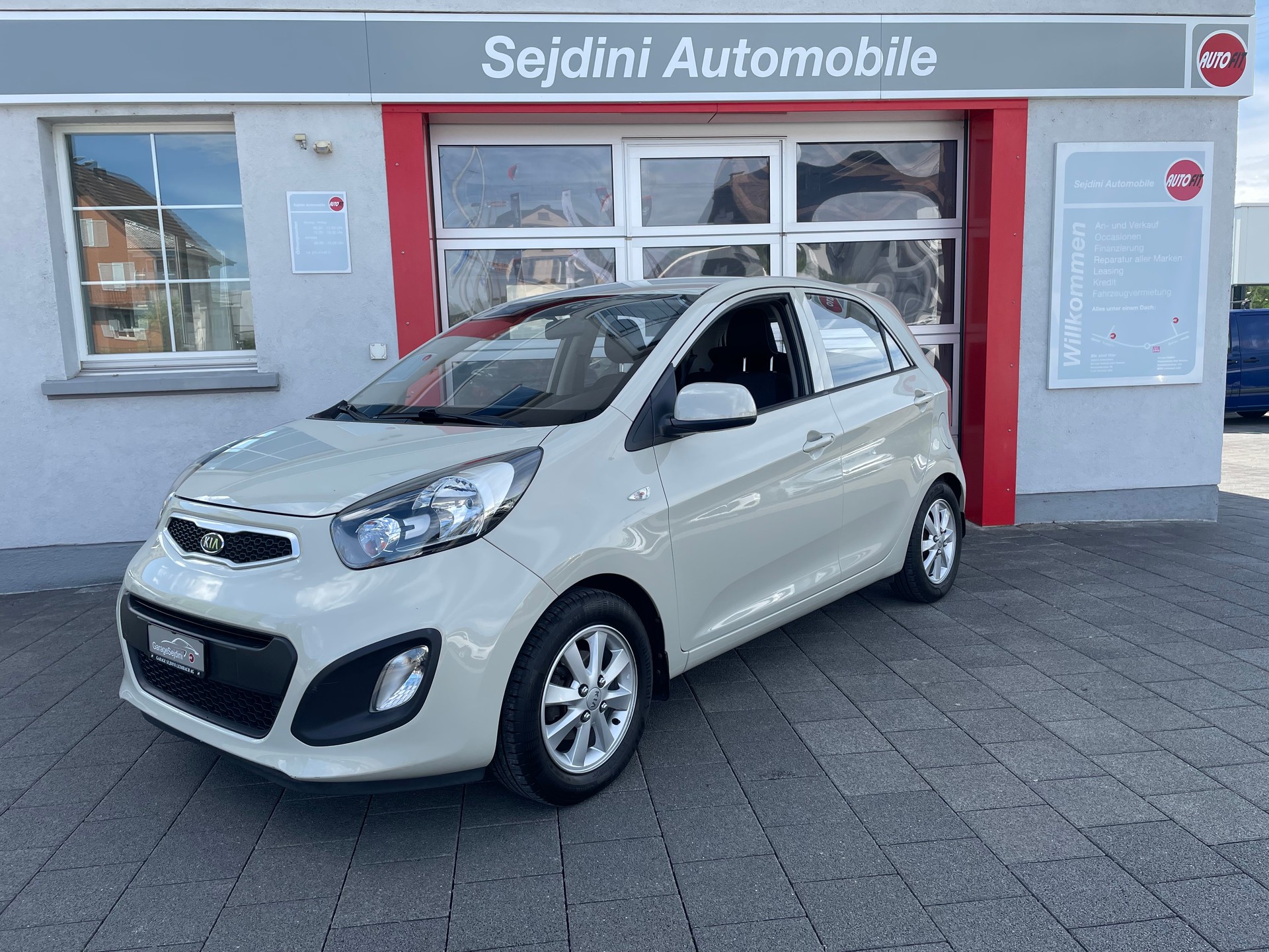 KIA Picanto 1.0 CVVT Classic-image-2