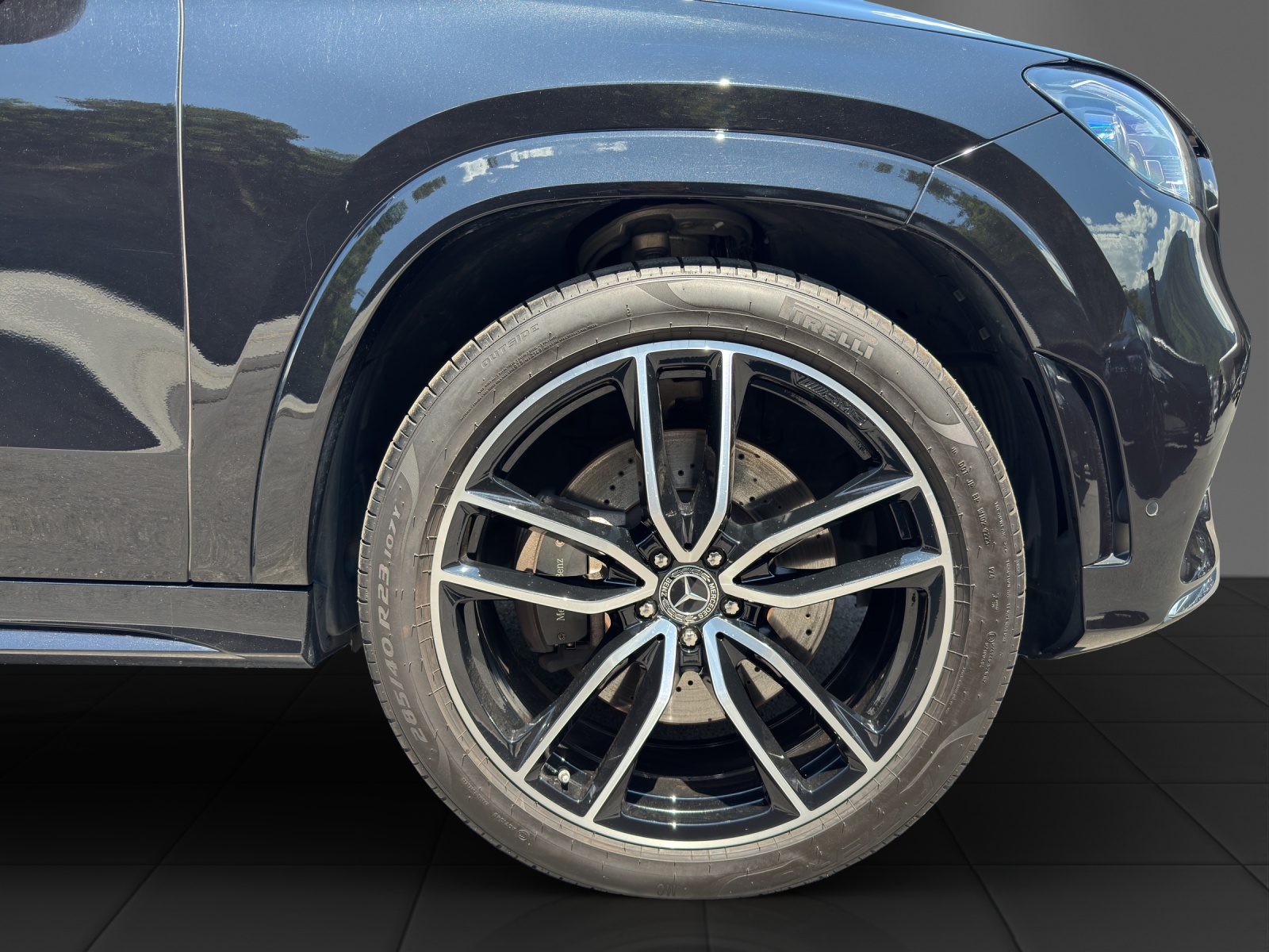 MERCEDES-BENZ GLS 400 d 4Matic AMG Line 9G-Tronic-image-29