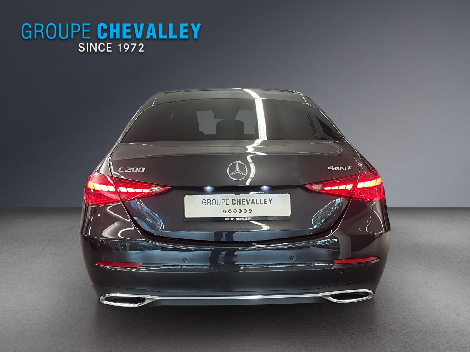 MERCEDES-BENZ C 200 4Matic-showroom-element-3