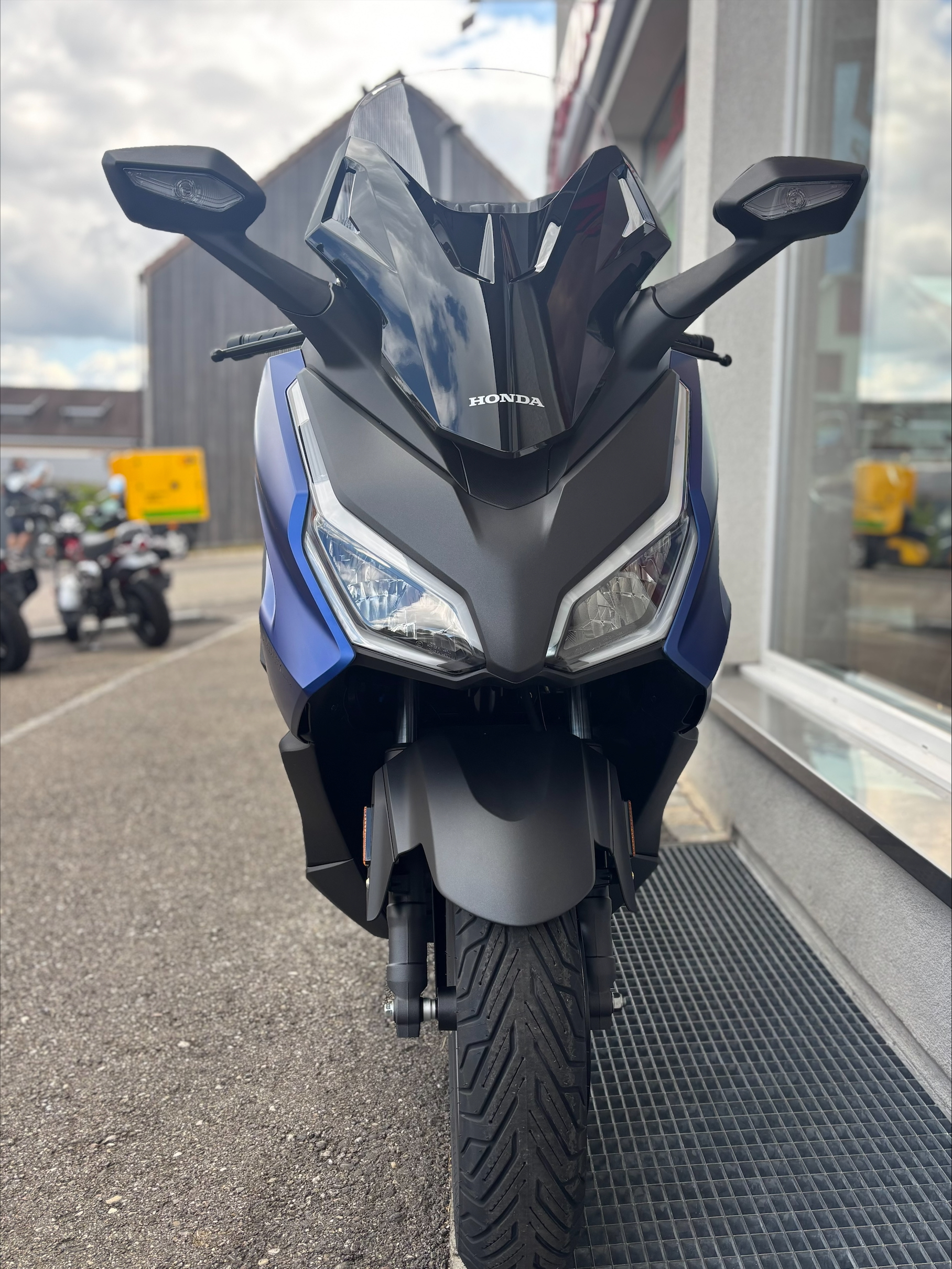 HONDA NSS 125 Forza Smart TopBox-showroom-element-1