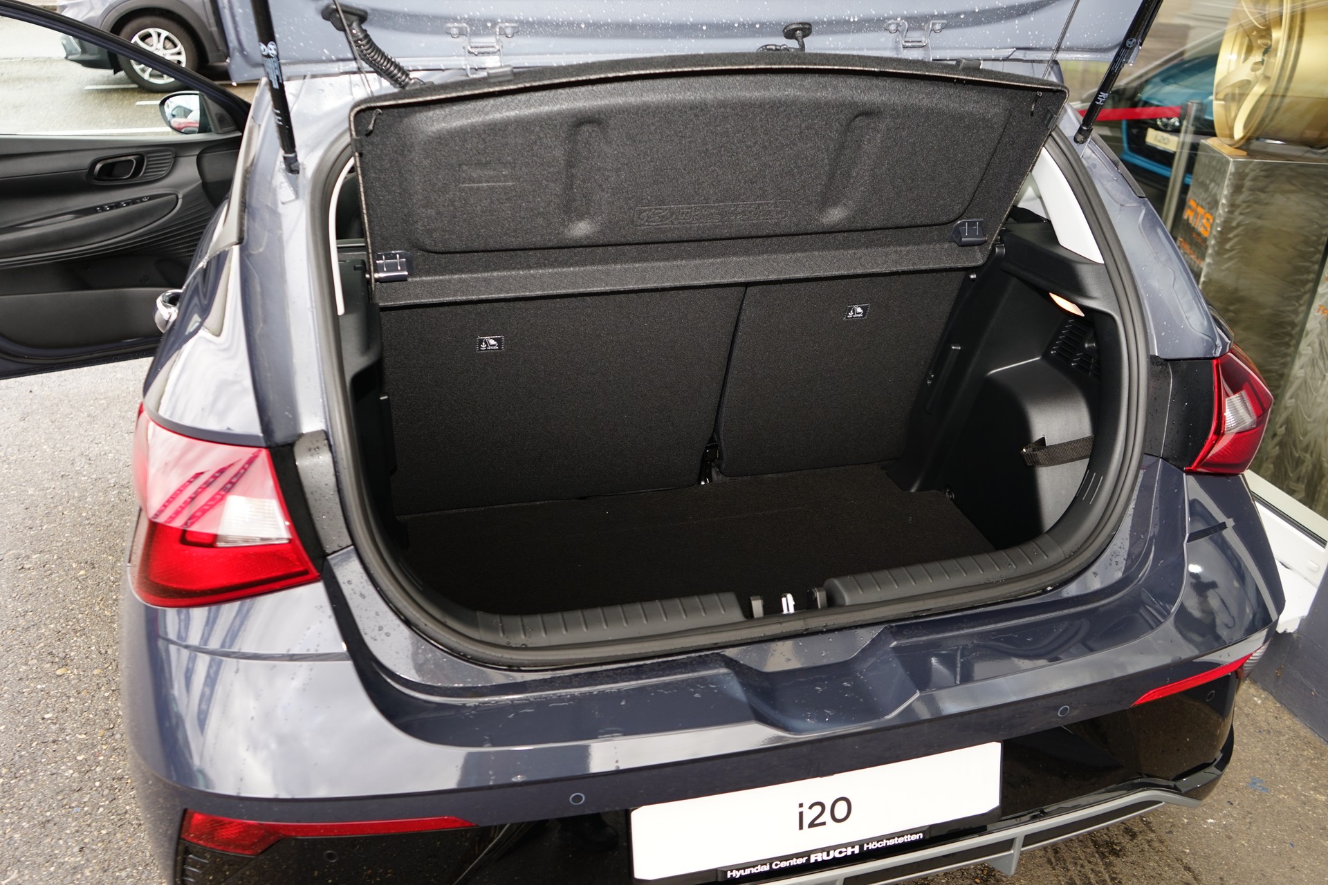 HYUNDAI i20 1.0 T-GDi Origo-image-9