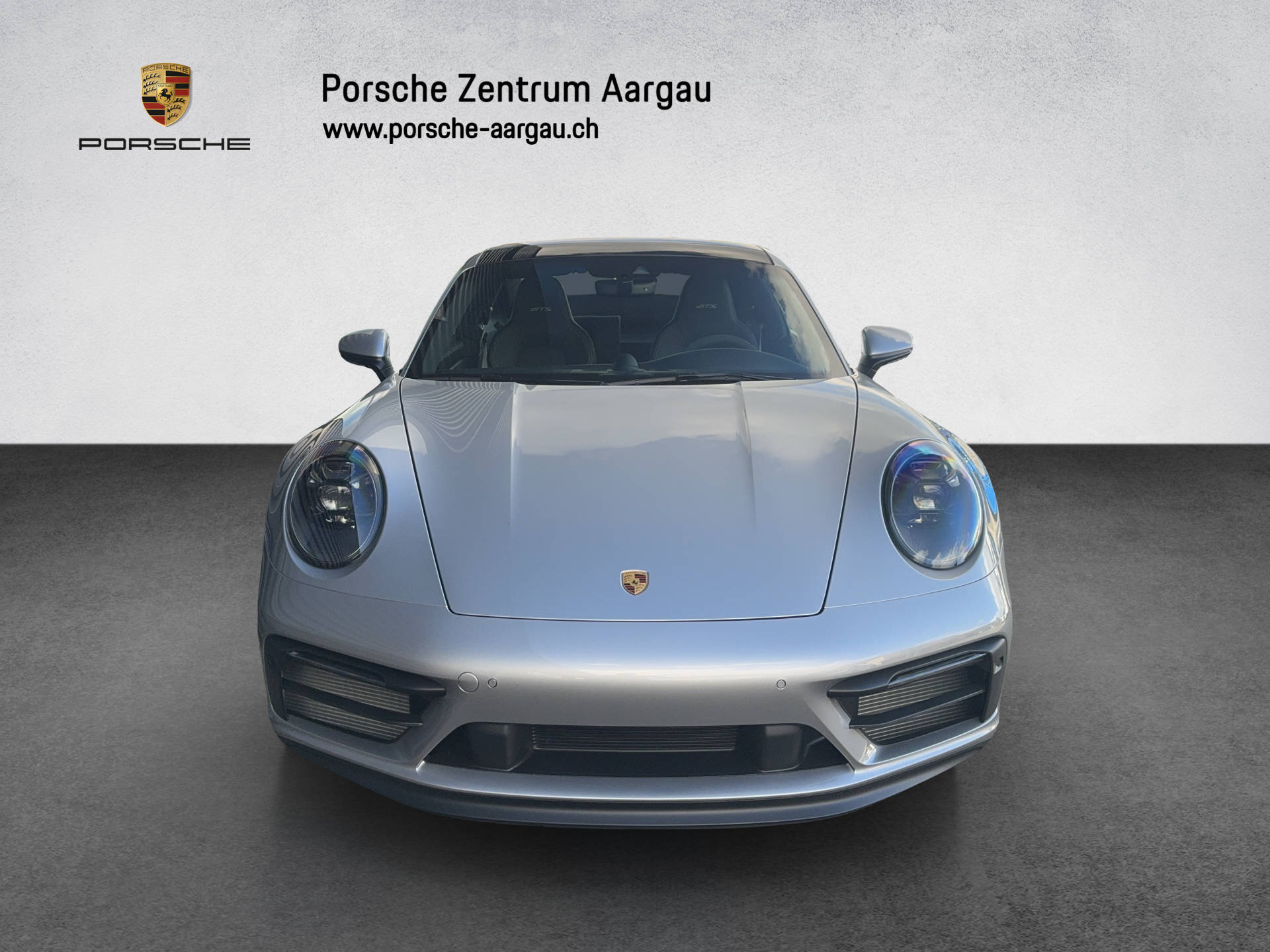 PORSCHE 911 Carrera 4 GTS-image-1