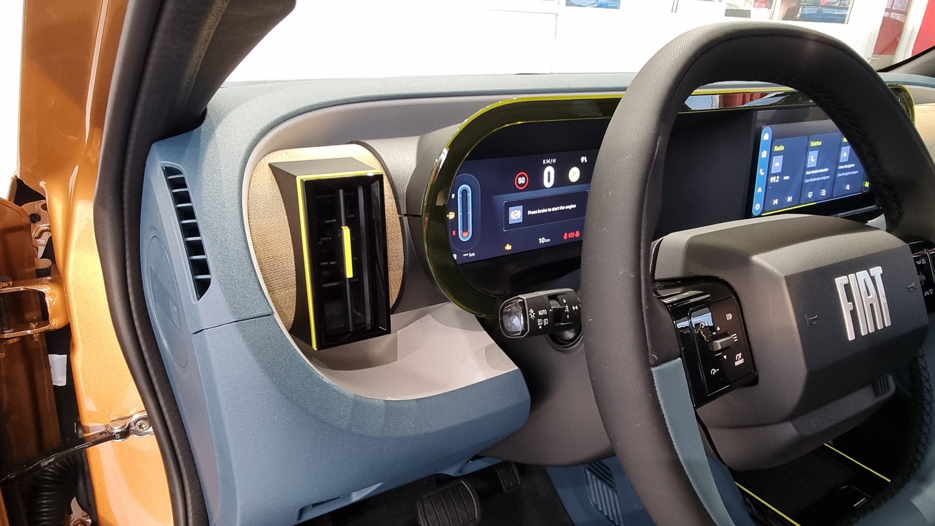 FIAT Grande Panda 1.2 Hybrid 110 PS La Prima-image-14
