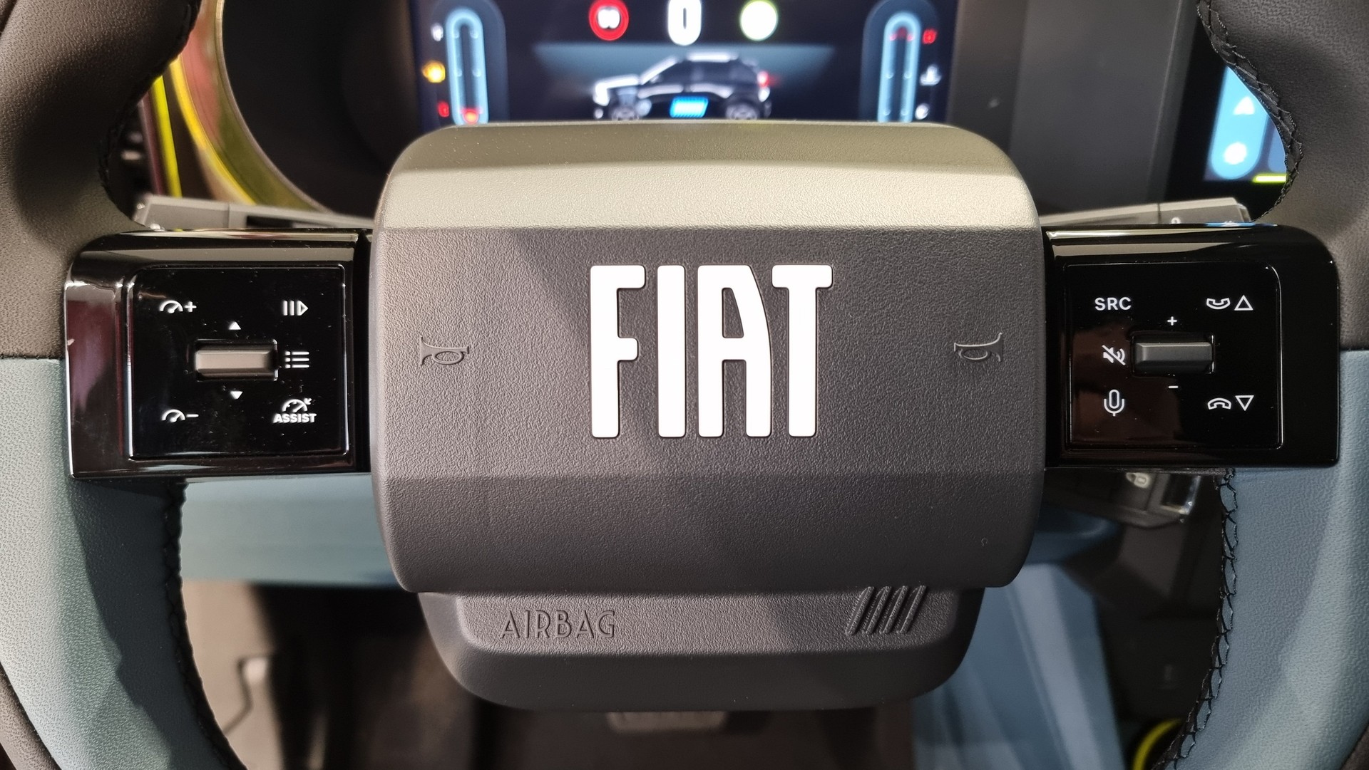 FIAT Grande Panda 1.2 Hybrid 110 PS La Prima-image-12