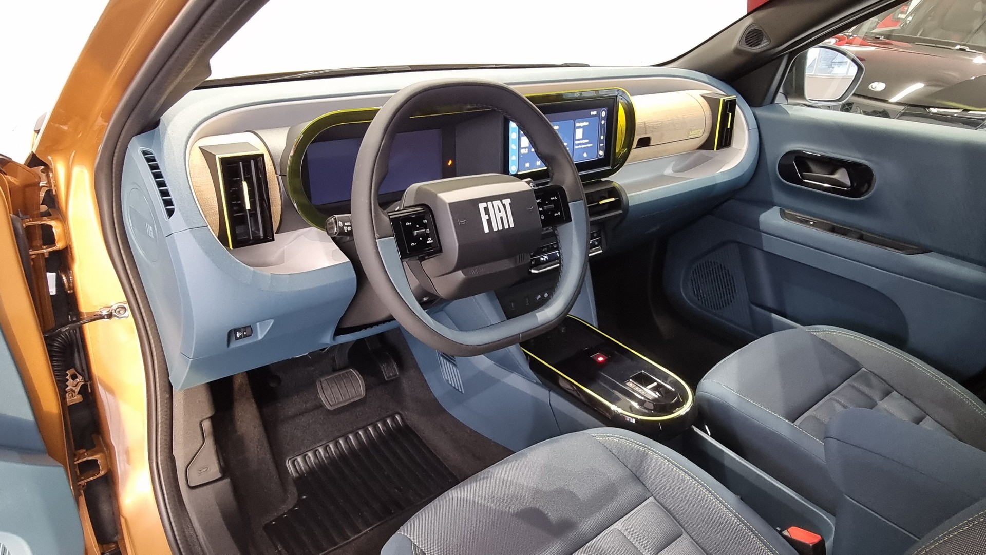 FIAT Grande Panda 1.2 Hybrid 110 PS La Prima-image-23