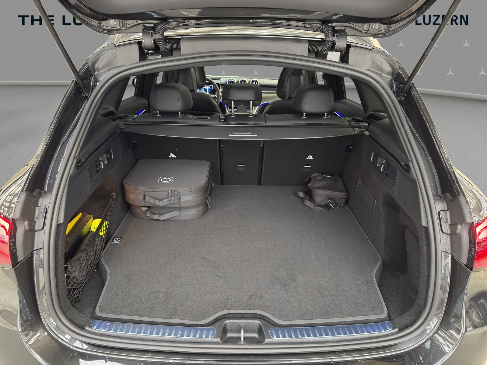 MERCEDES-BENZ GLC 300 de 4Matic EQ Star 9G-Tronic-image-7
