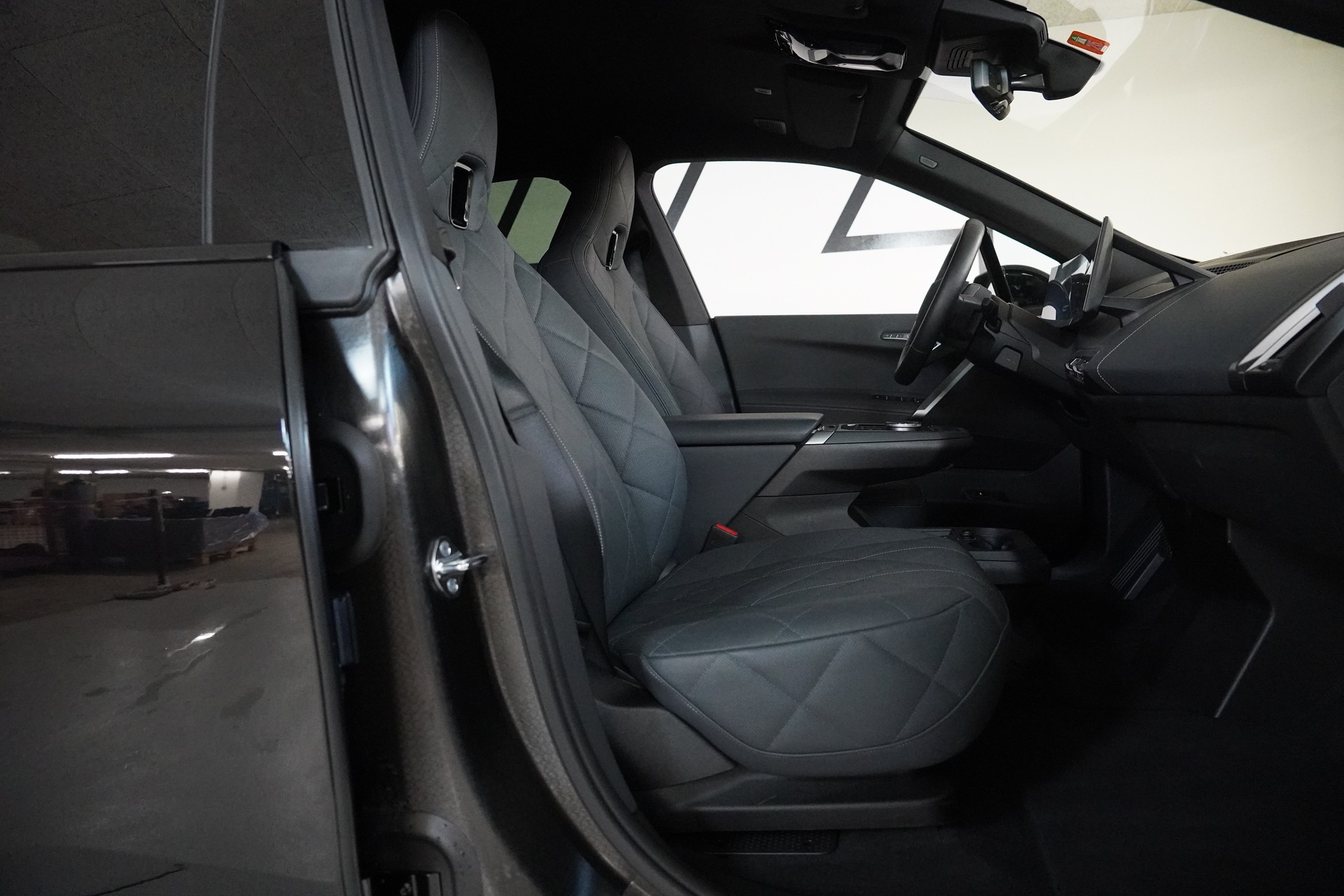 BMW iX M60-image-14