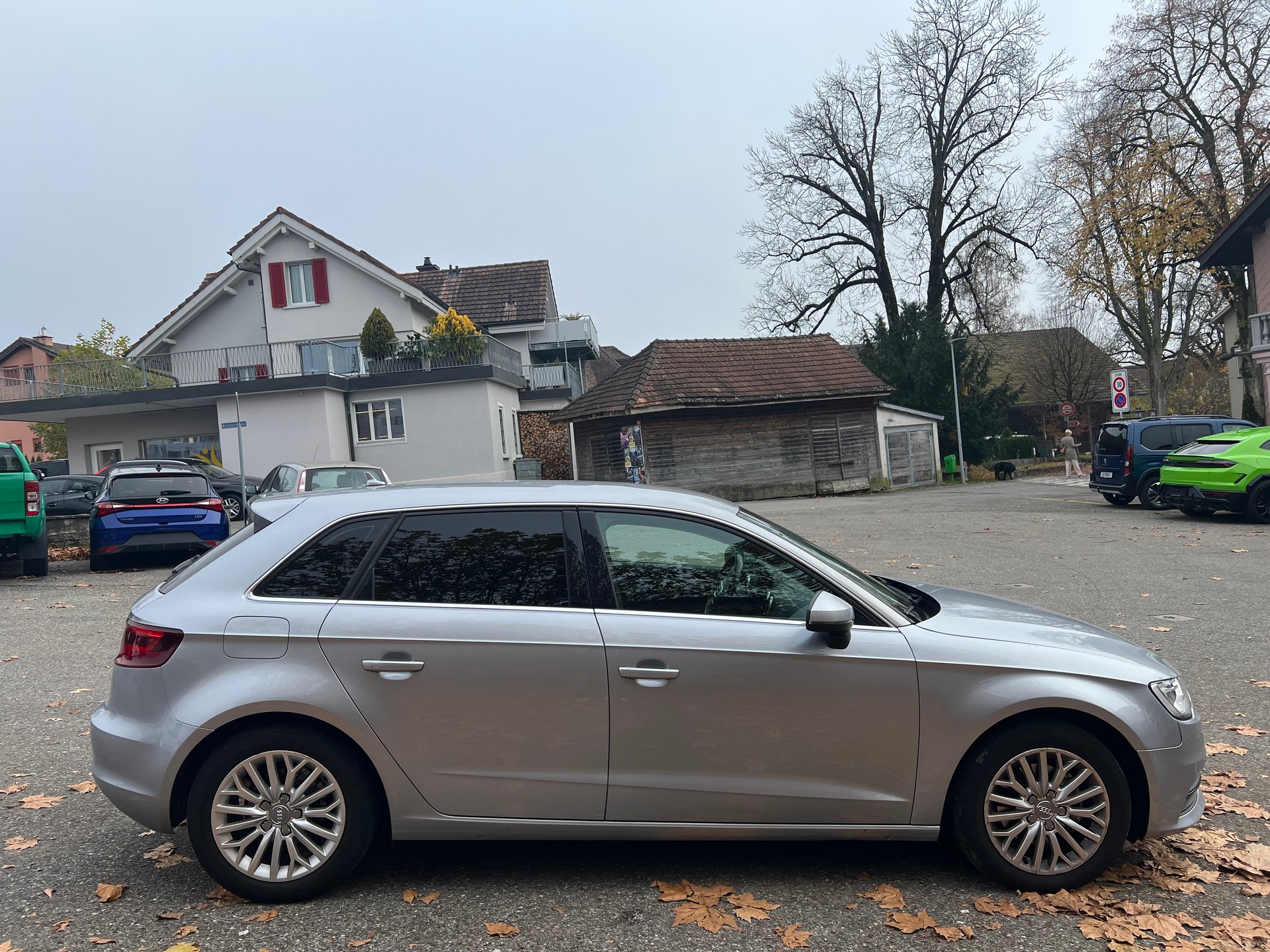 AUDI A3 Sportback 1.6 TDI Ambition S-tronic-image-7