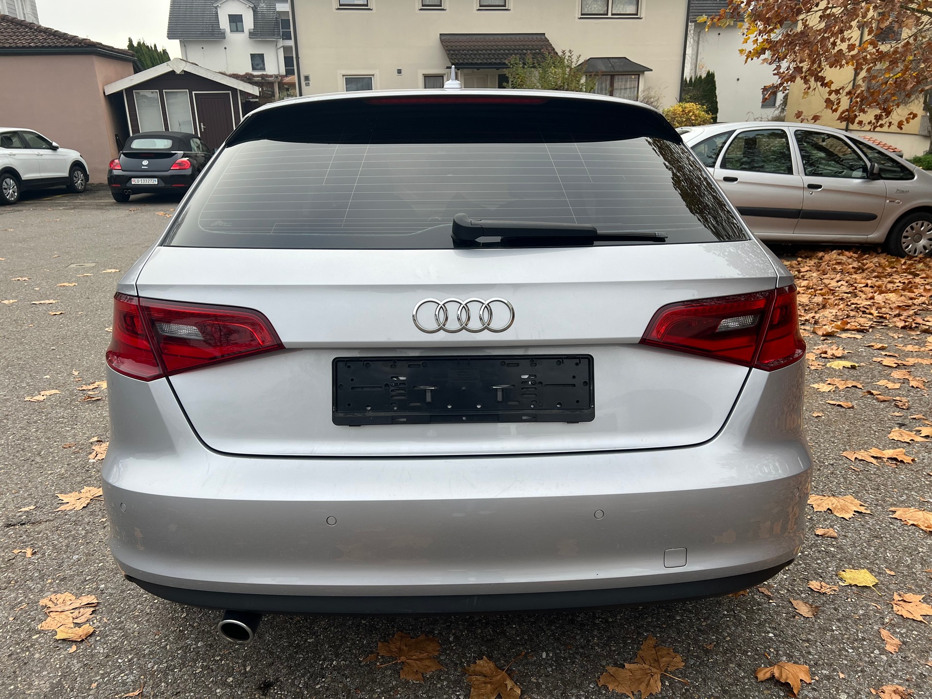 AUDI A3 Sportback 1.6 TDI Ambition S-tronic-image-5