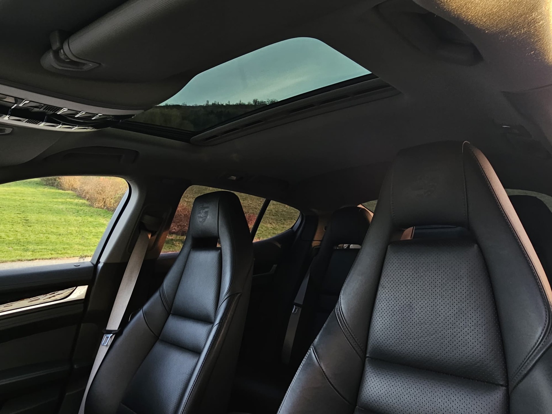 PORSCHE Panamera 4S 3.0 PDK-image-9