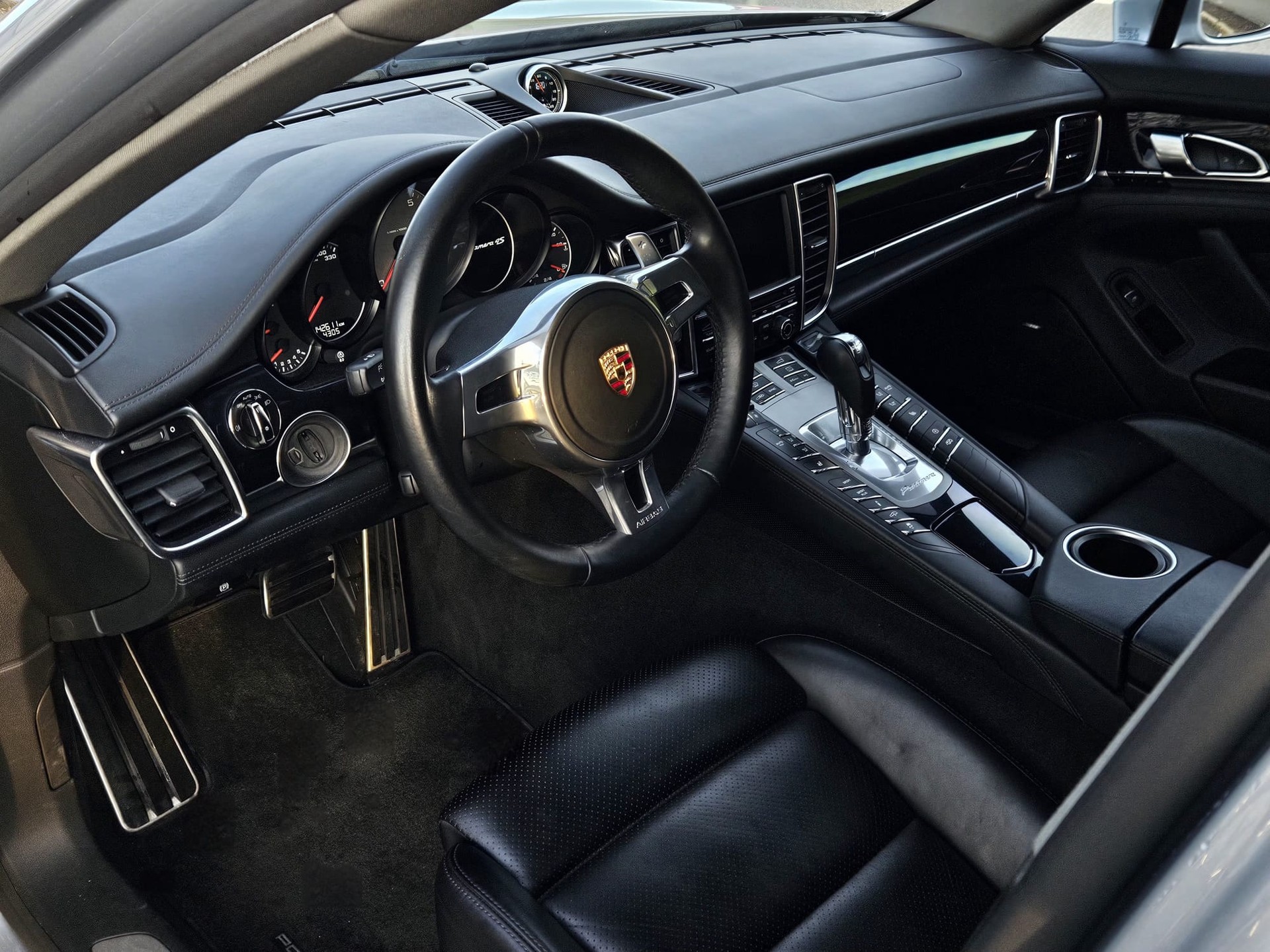 PORSCHE Panamera 4S 3.0 PDK-image-8