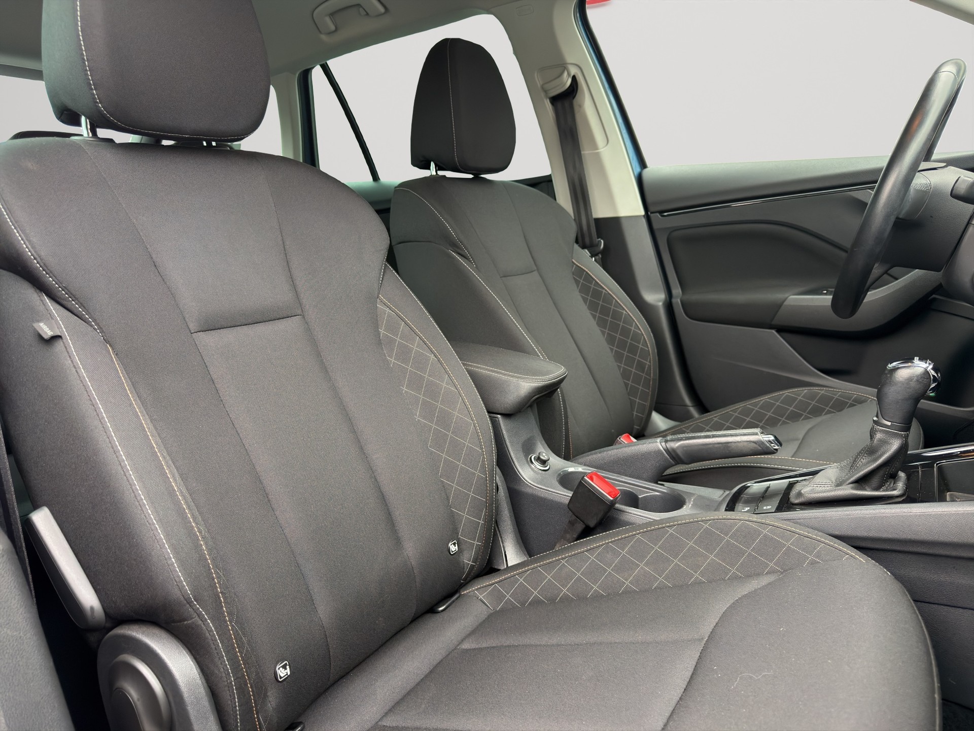 SKODA Kamiq 1.0 TSI Ambition DSG-image-15