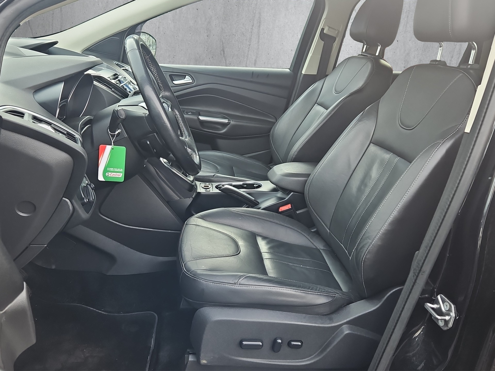 FORD Kuga 2.0 TDCi Titanium S 4WD-image-7