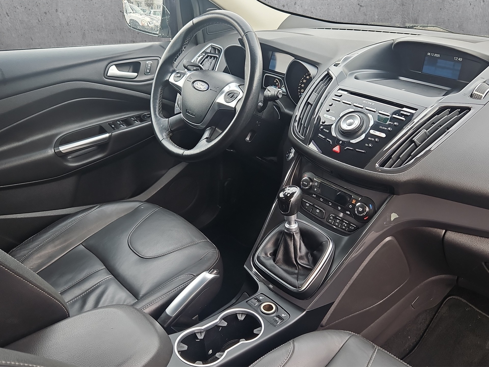 FORD Kuga 2.0 TDCi Titanium S 4WD-image-12