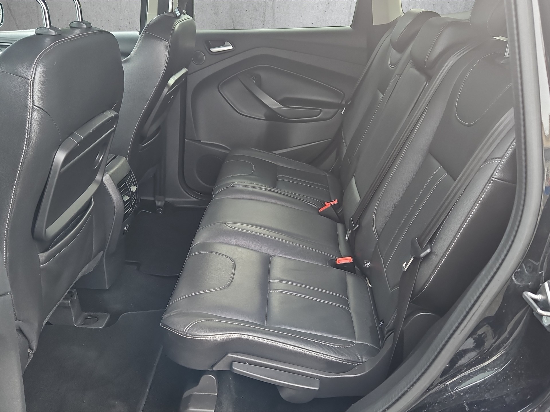FORD Kuga 2.0 TDCi Titanium S 4WD-image-11