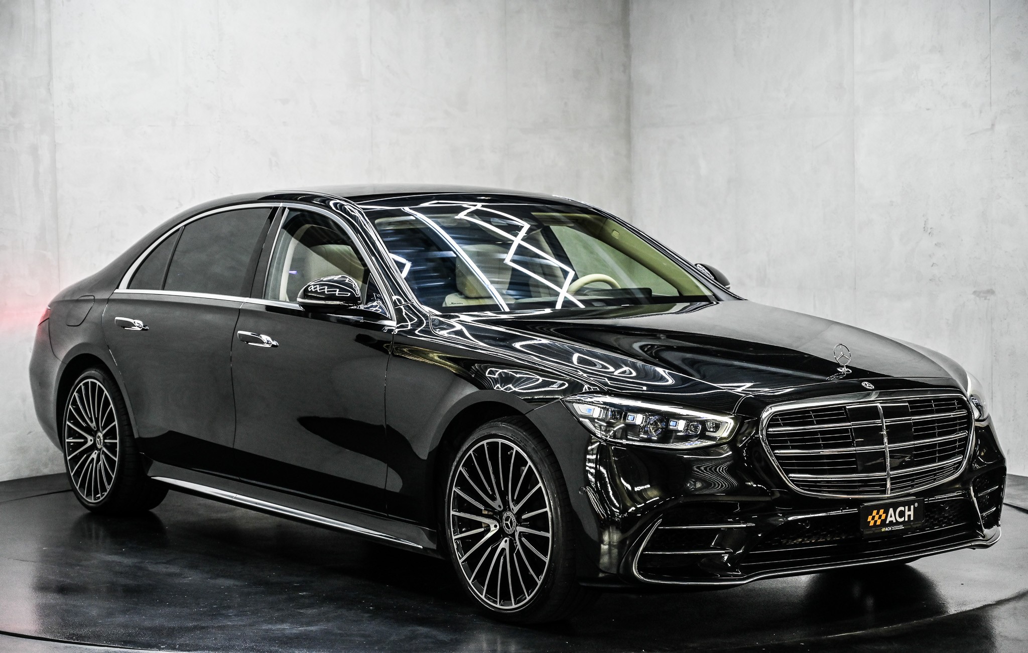 MERCEDES-BENZ S 580 AMG Line Lang 4matic For sale