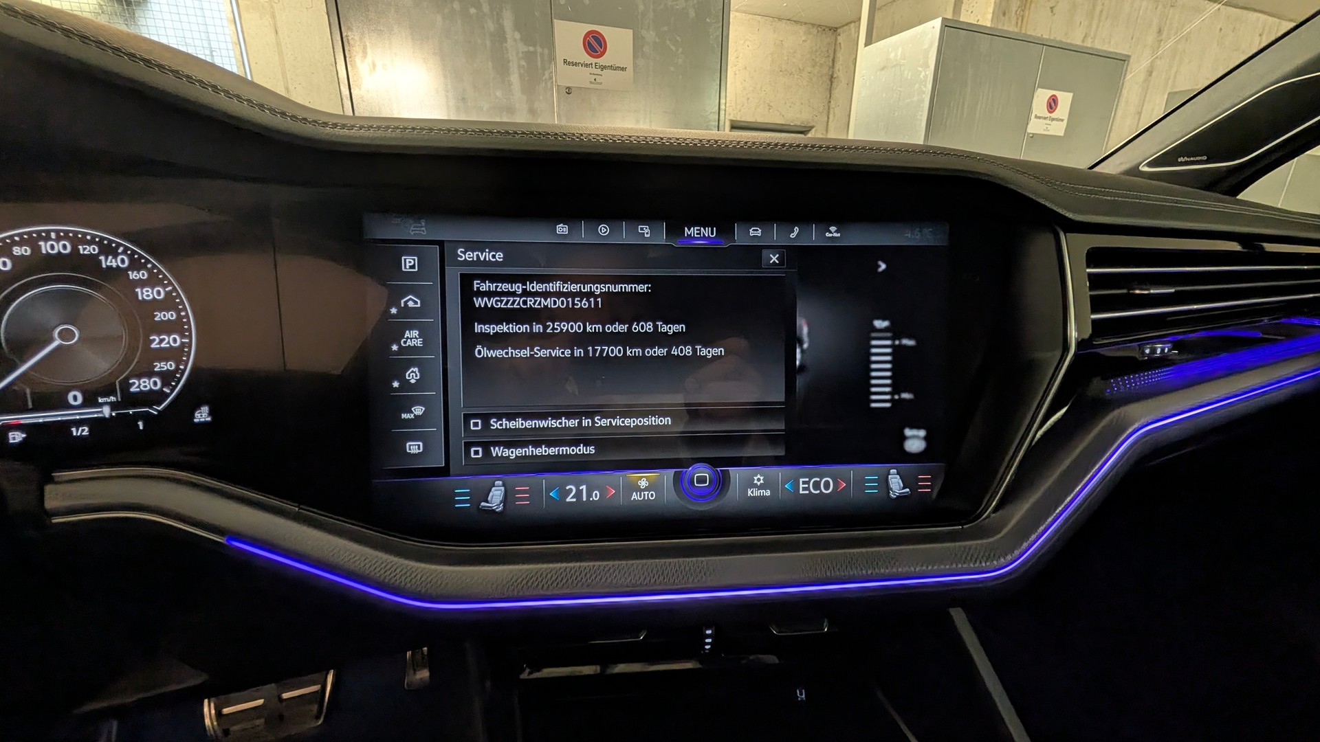 VW 3.0 TSI eHybrid R Tiptronic-image-9