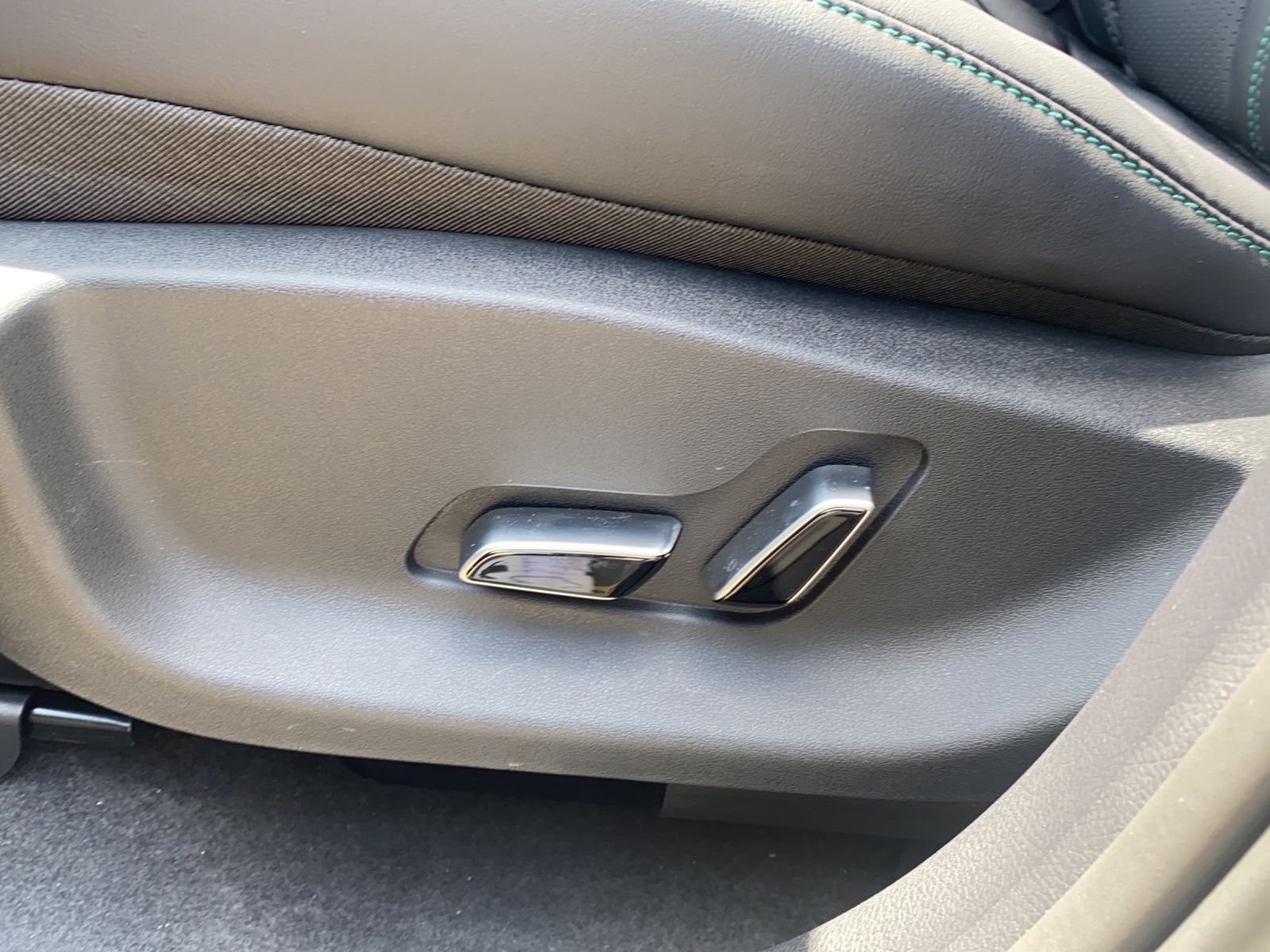 BYD Seal U DM-i Design AWD-image-14
