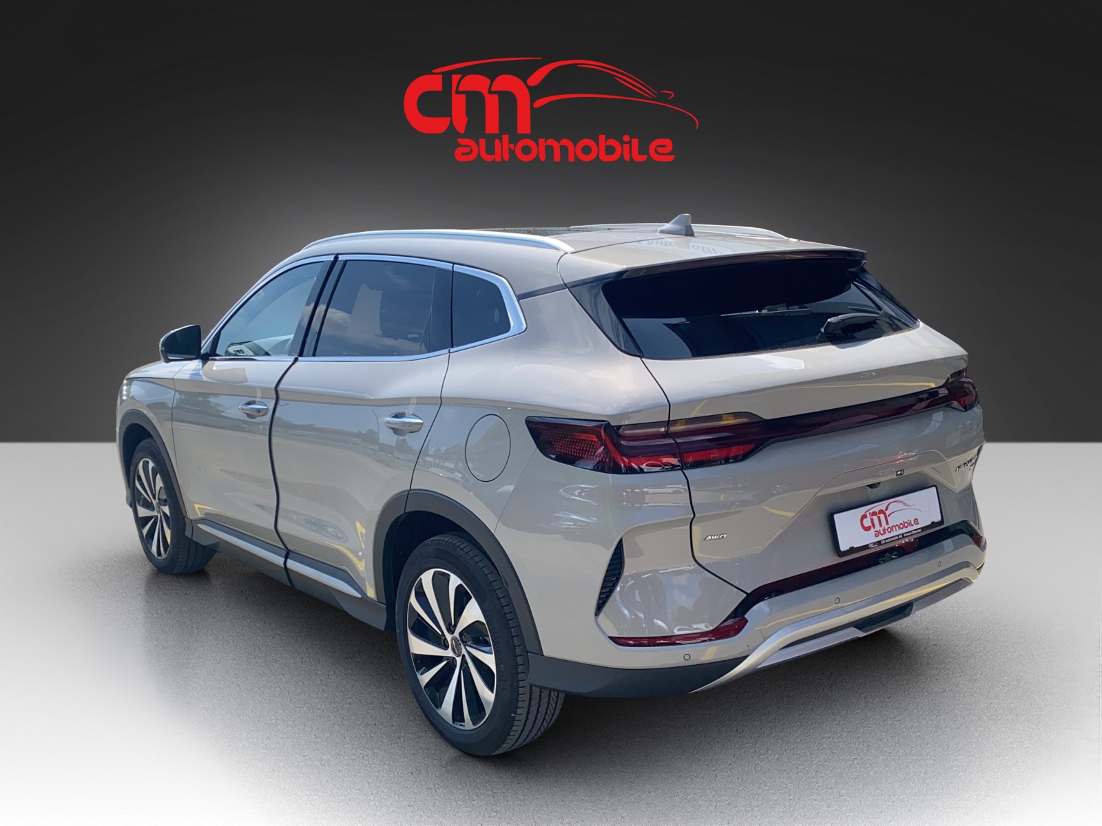 BYD Seal U DM-i Design AWD-image-1