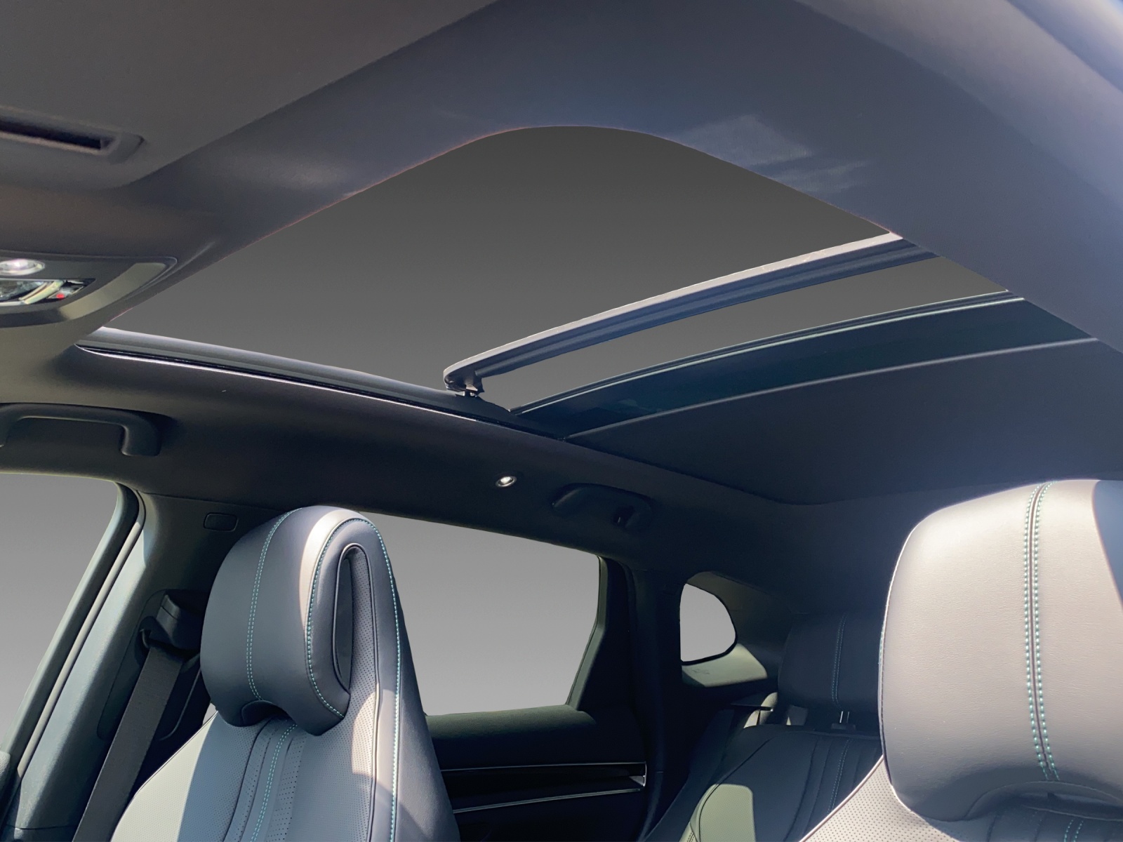 BYD Seal U DM-i Design AWD-image-12